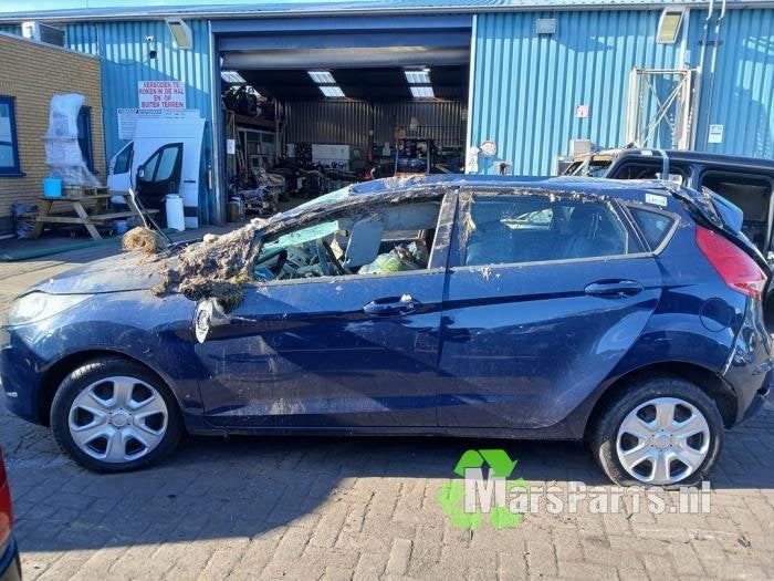Kokerbalk links van een Ford Fiesta, Gebruikt, -, -, Ophalen of Verzenden