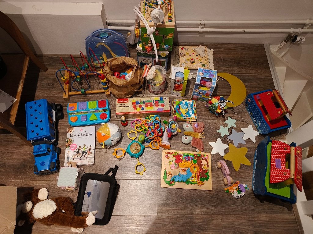 Alle Babyspullen voor 10: mobiel, speelgoed, autospiegel, Kinderen en Baby's, Ophalen, Zo goed als nieuw