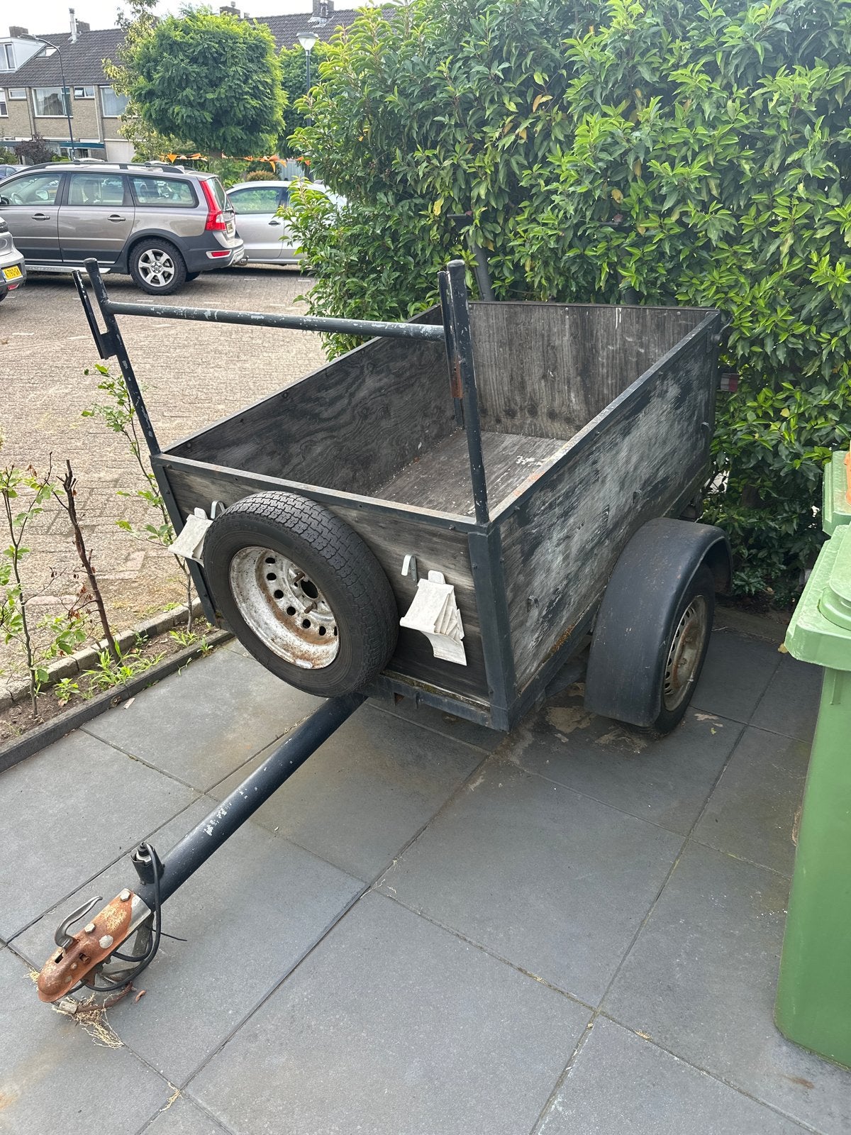 Aanhanger met reservewiel, Ophalen, Gebruikt