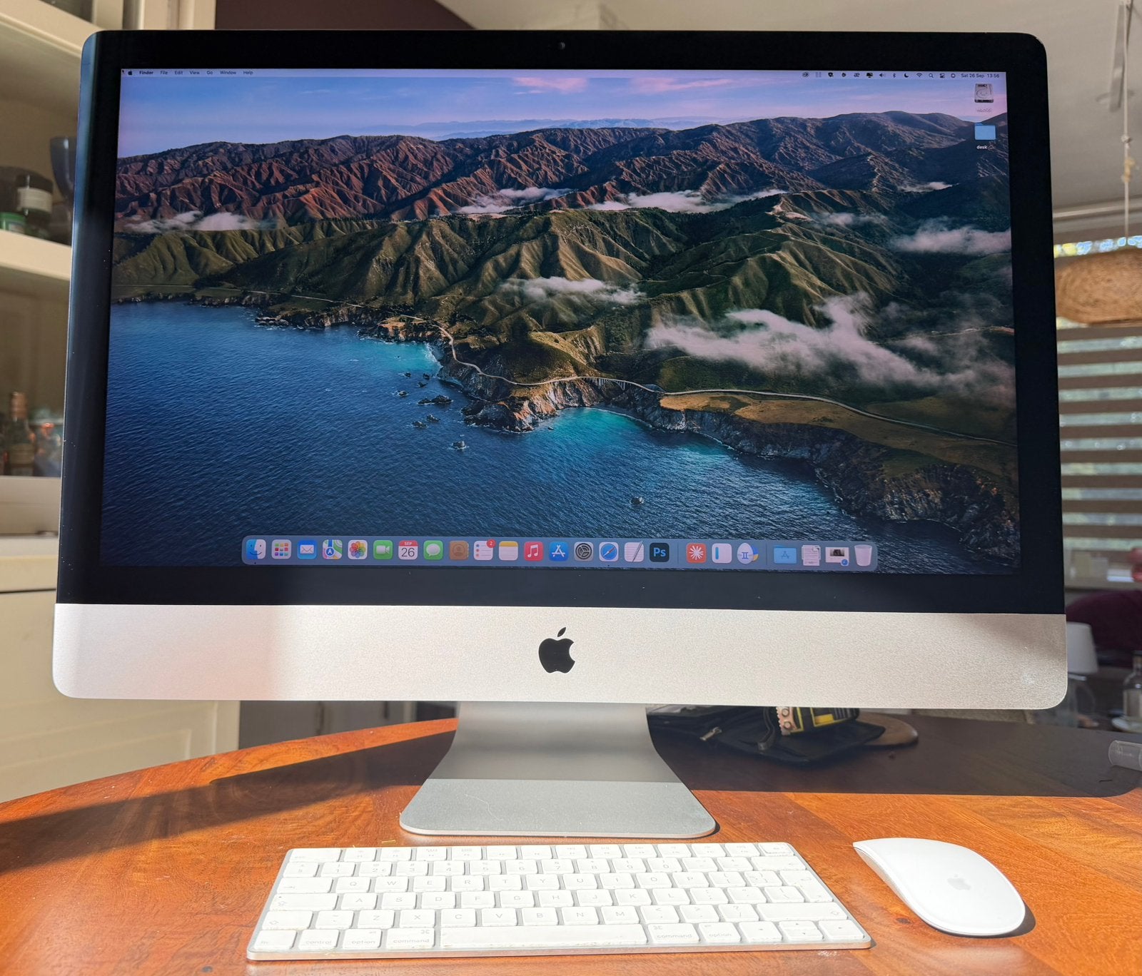 Apple iMac 27” 5K – 24GB – 1TB – Keyboard + Magic Mouse