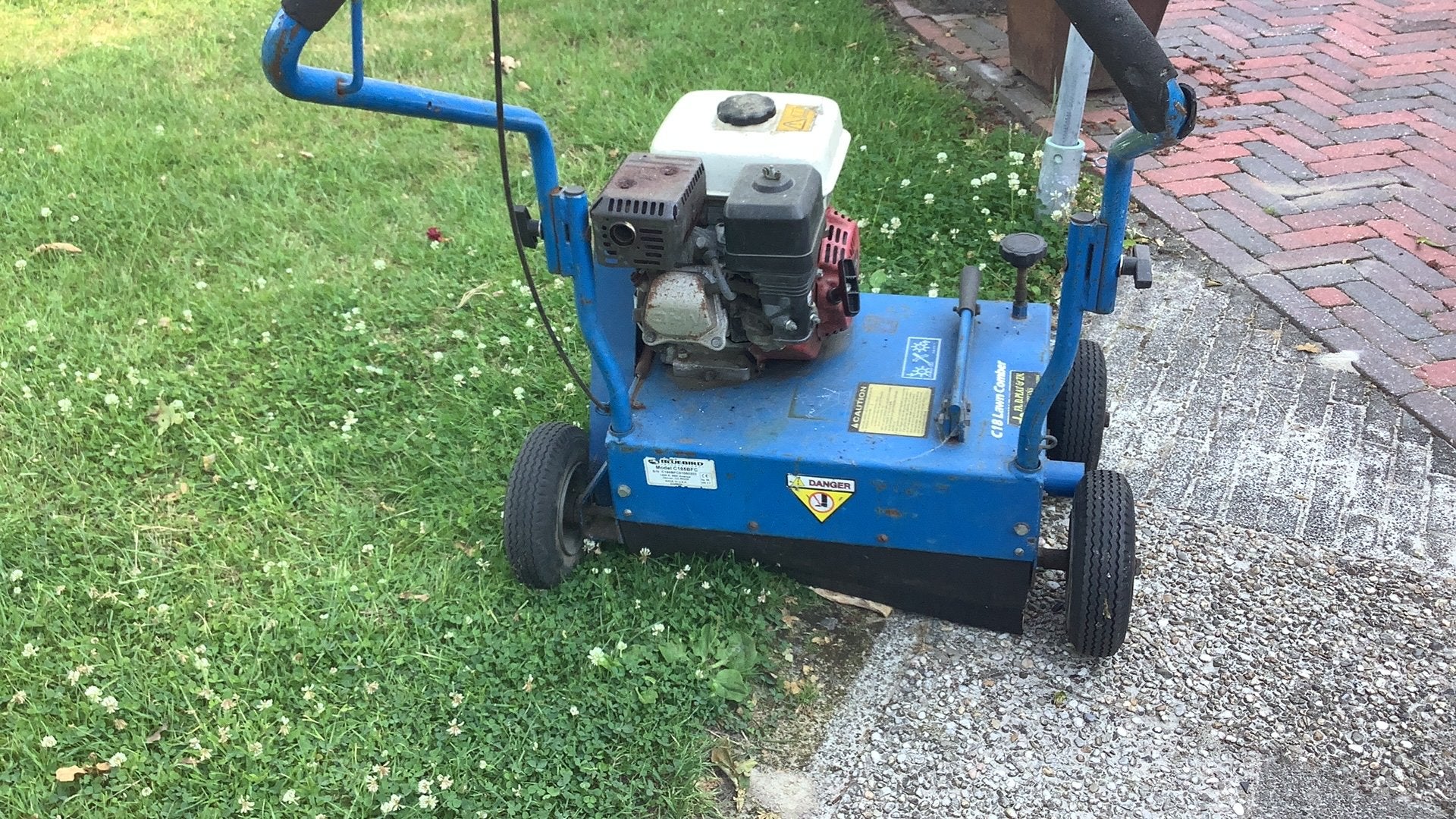 Verticuteermchine, Ophalen, Gebruikt, Benzine
