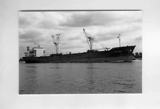 scheepvaart-foto-falknes, Verzamelen, Scheepvaart, Ophalen of Verzenden, Zo goed als nieuw, Motorboot, Boek of Tijdschrift