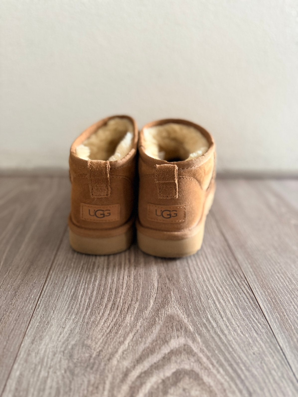 Uggs Cashew, Ophalen of Verzenden, Zo goed als nieuw, Jongetje of Meisje, Schoentjes