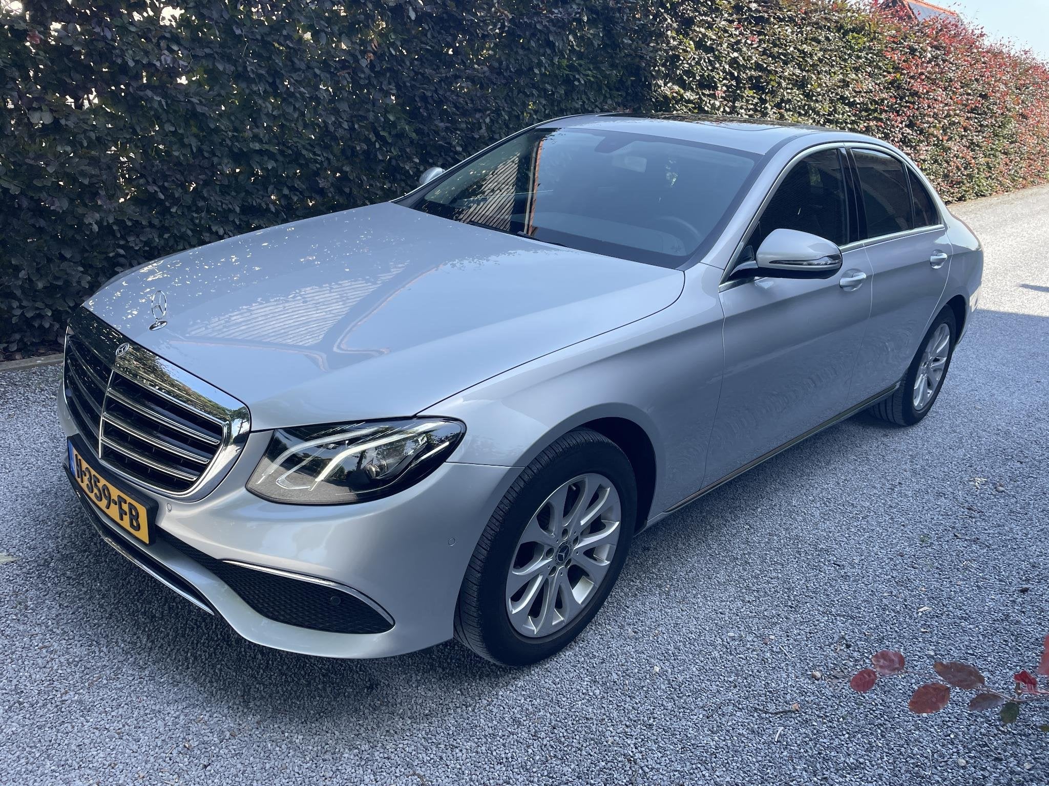 Mercedes-Benz E-klasse E-KLASSE E200 E 200 Business Solution, Automaat, Achterwielaandrijving, Gebruikt, Met garantie (alle)
