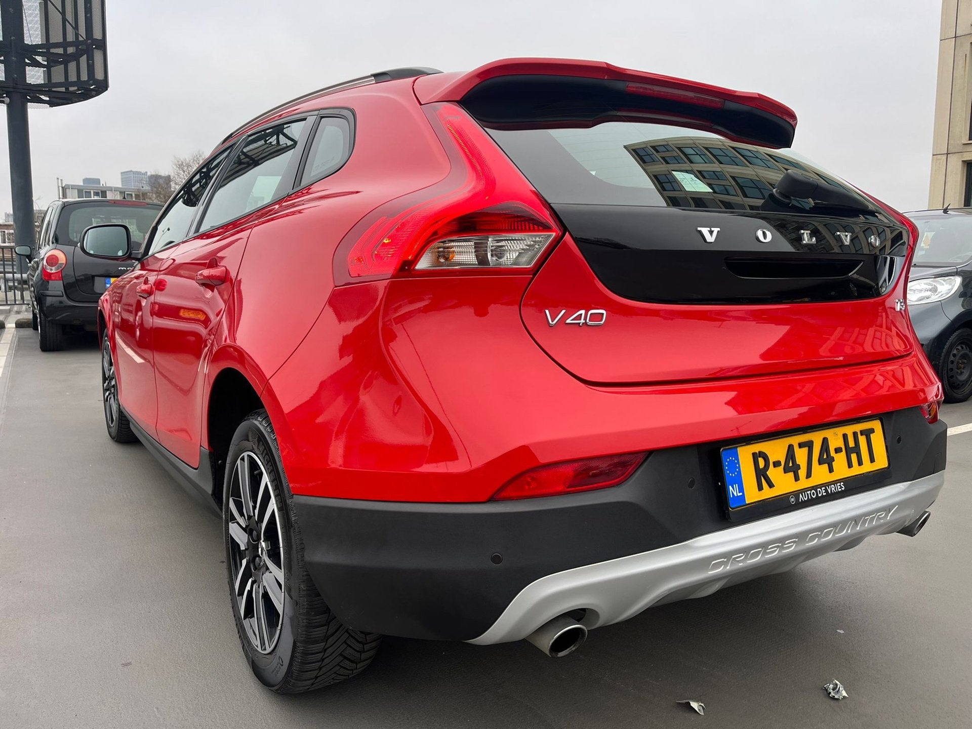 Volvo V40 Cross Country 1.5 T3 Summum Vol Optie Clima Cruise, Stof, 4 cilinders, 700 kg, Bedrijf