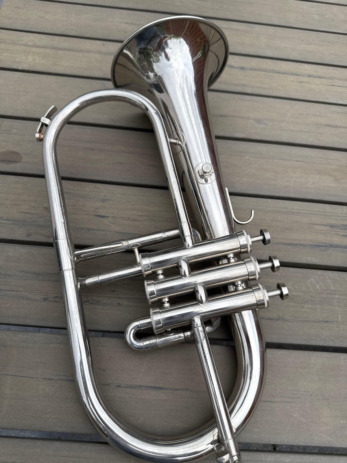 Schenkelaars bugel (zonder koffer en mondstuk), Muziek en Instrumenten, Blaasinstrumenten | Trompetten, Ophalen, Gebruikt, Overige typen