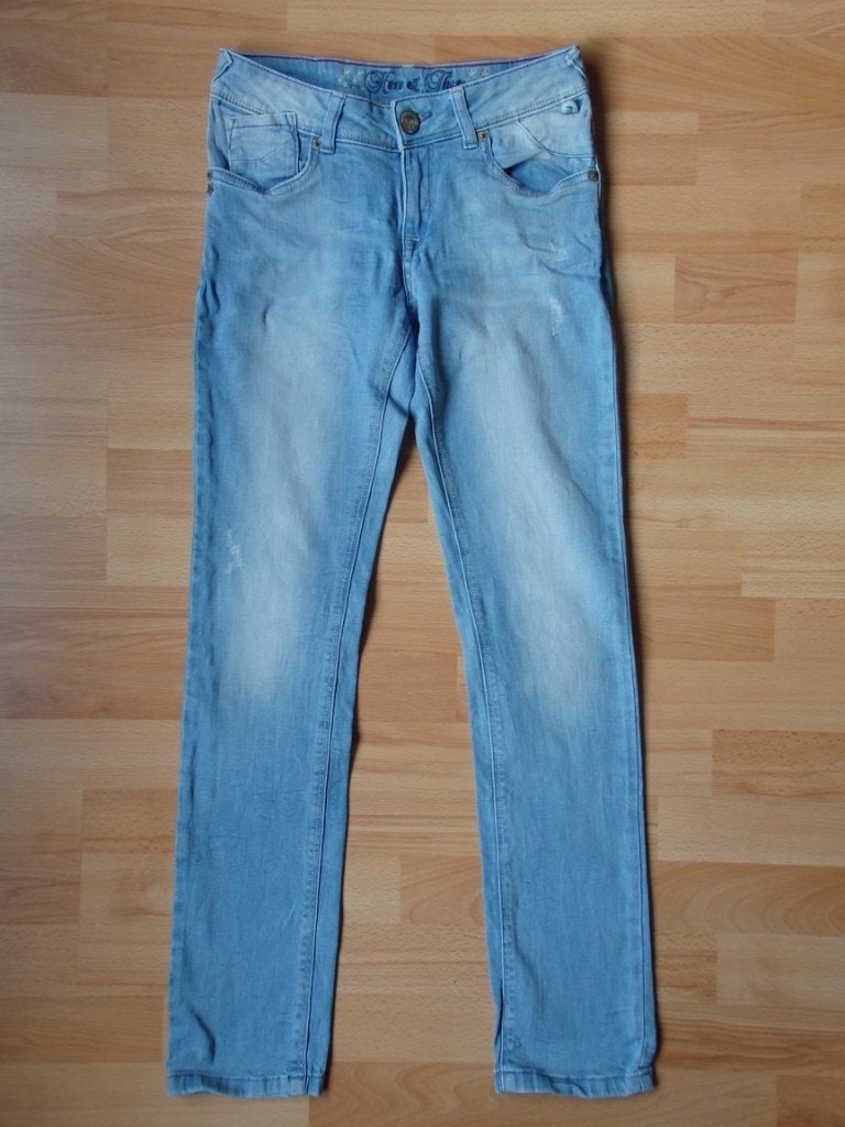 Lichtblauwe spijkerbroek C&A maat 158 voor een smal meisje, Gebruikt, C&A, Meisje, Ophalen