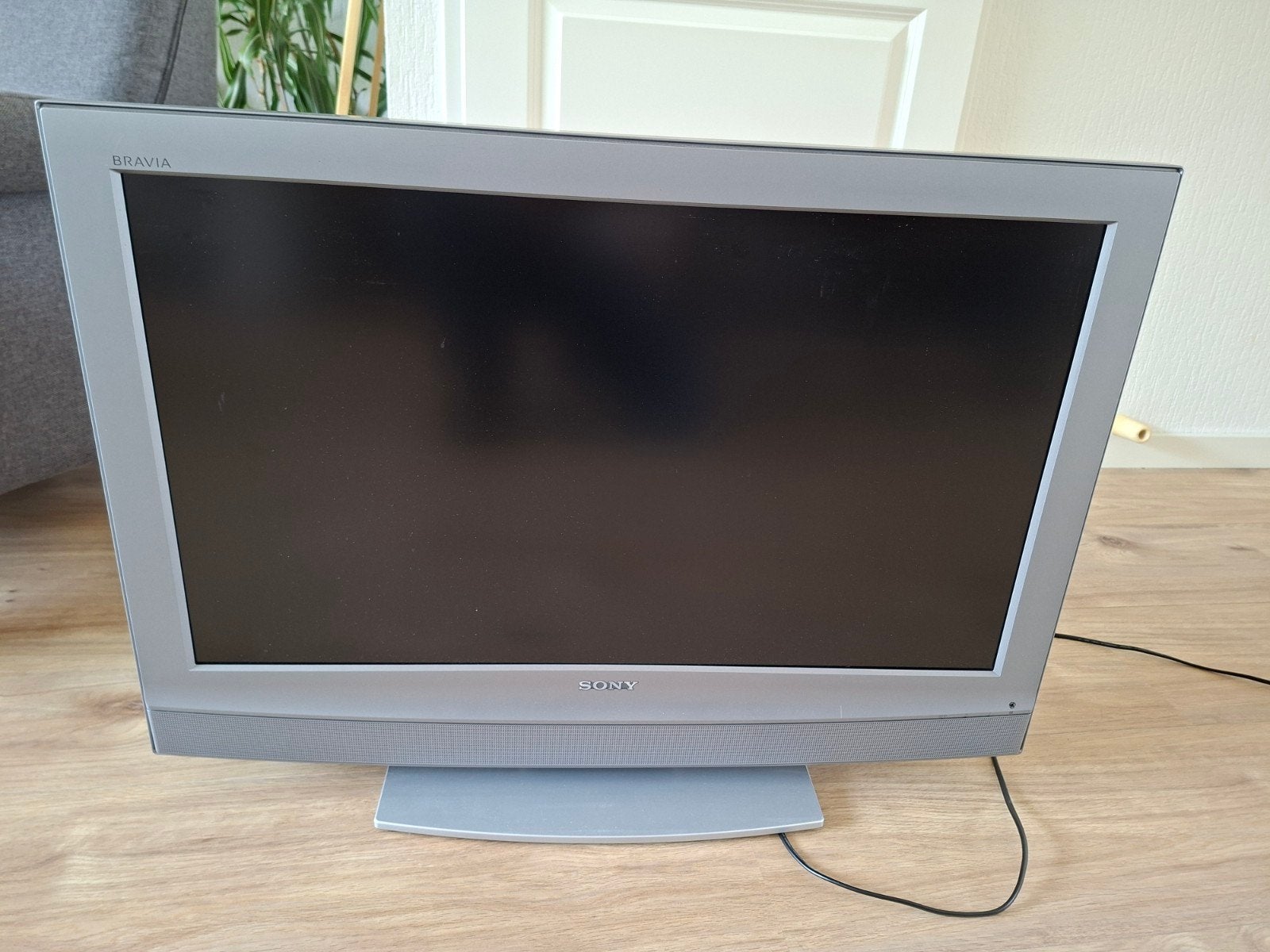 Sony Bravia KDL-32U2000 LCD TV met afstandsbediening, Ophalen, Gebruikt, 80 tot 100 cm, Sony
