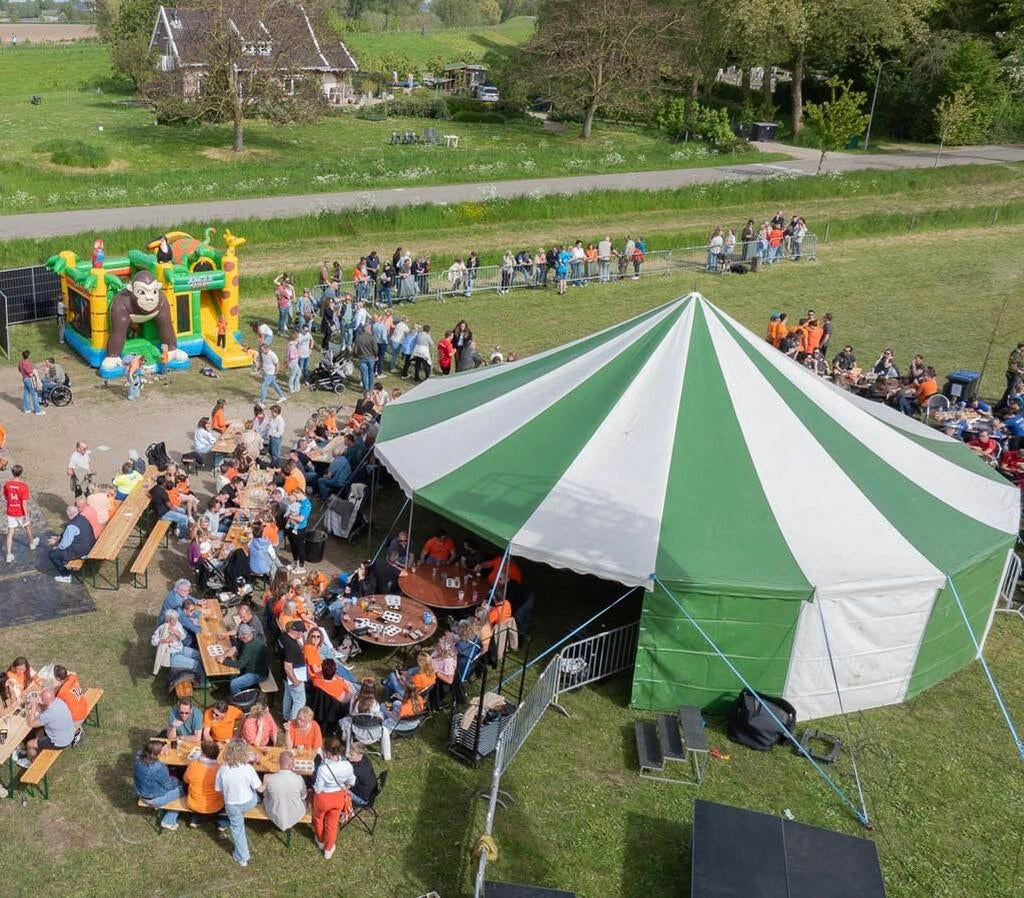Ronde feesttent/spantent te huur, Ophalen, 8 meter of meer, 6 meter of meer