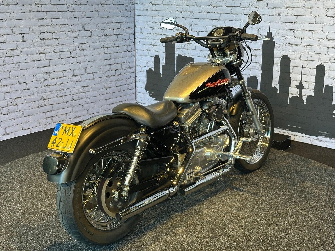 Harley-Davidson XLH 883 SPORTSTER HUGGER (bj 1996), Laan van Vredenoord 33
2289 DA  RIJSWIJK, NL, Gebruikt, 883 cc, Meer dan 35 kW