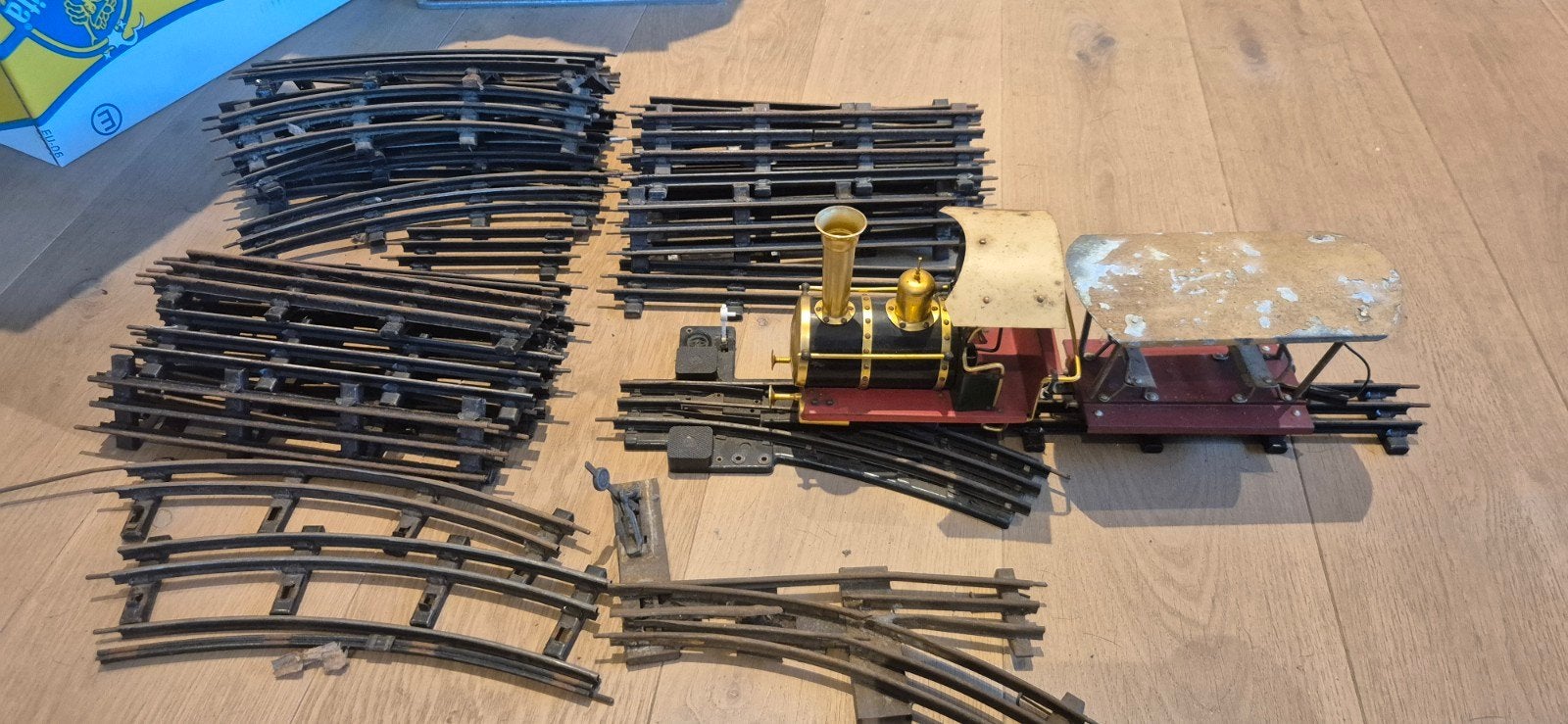 Zeer bijzondere trein wagon en rails voor verzamelaar, Overige merken, Gebruikt, Gelijkstroom, Rails