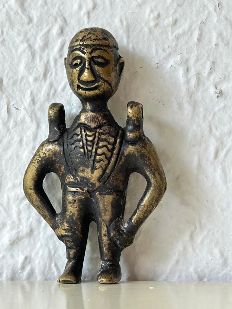 Primitieve Sumbanese bronzen hanger, amulet Sumba Indonesie, Ophalen of Verzenden
