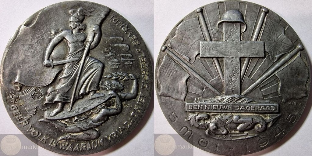 Historiepenning 1945 'WOII - Bevrijding van Nederland', Postzegels en Munten, Penningen en Medailles, Ophalen of Verzenden, Overige materialen