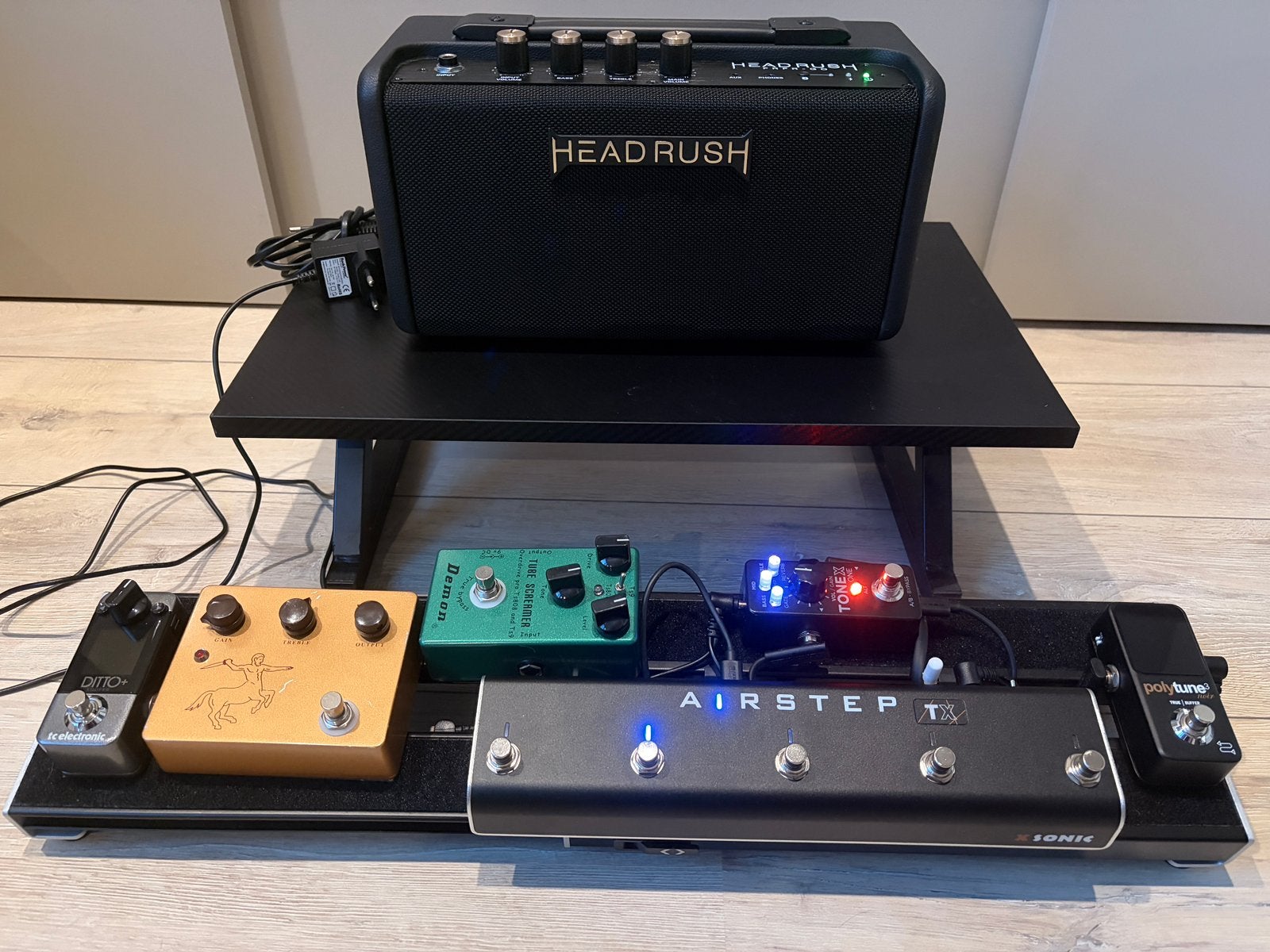Complete TONEX gitaar rig – HeadRush FRFR GO, Ophalen, Zo goed als nieuw