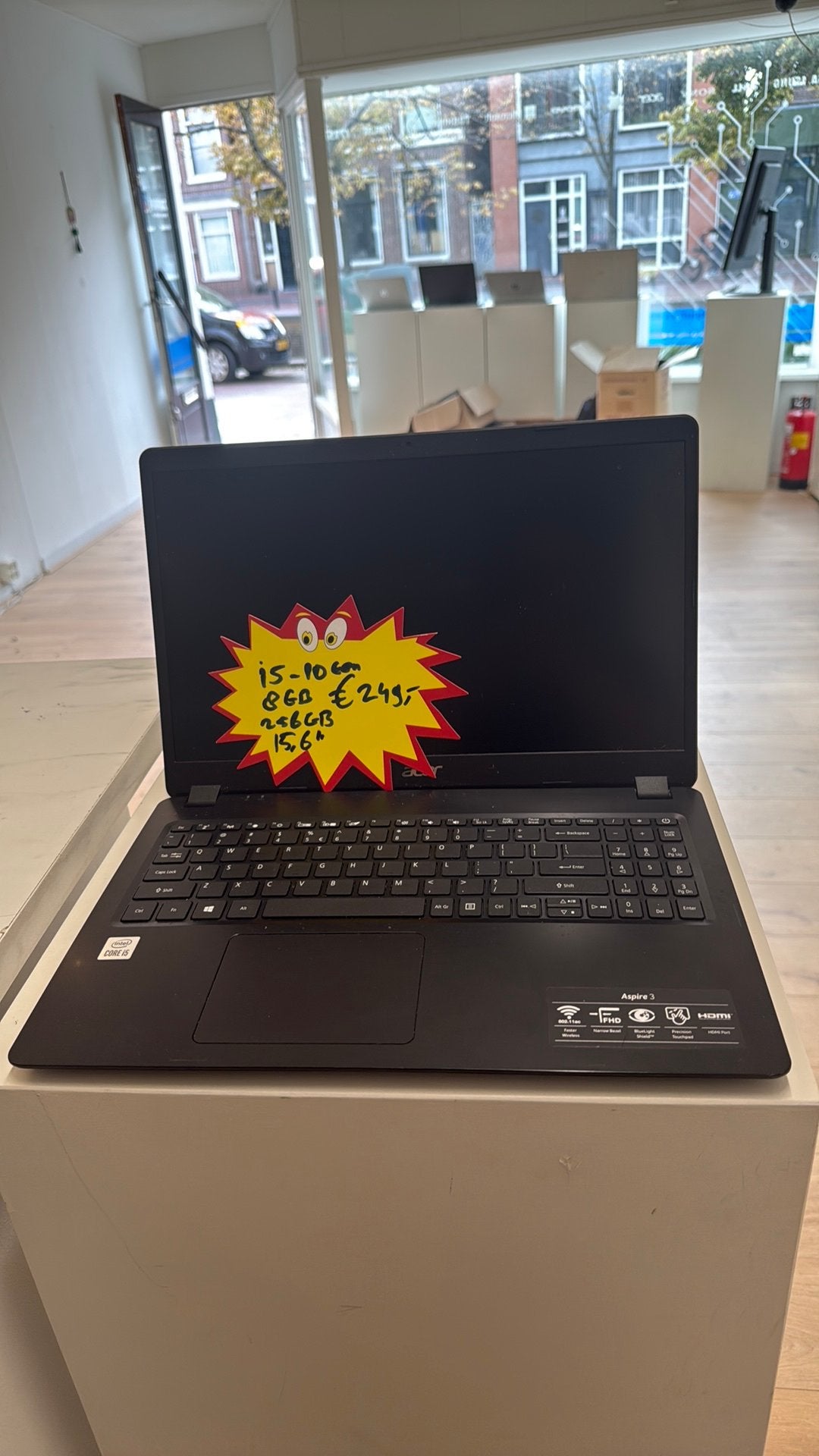 Acer Aspire 3 | 15.6" | i5 10e Gen | 8GB | 256GB SSD, Ophalen, 2 tot 3 Ghz, 15 inch, Zo goed als nieuw