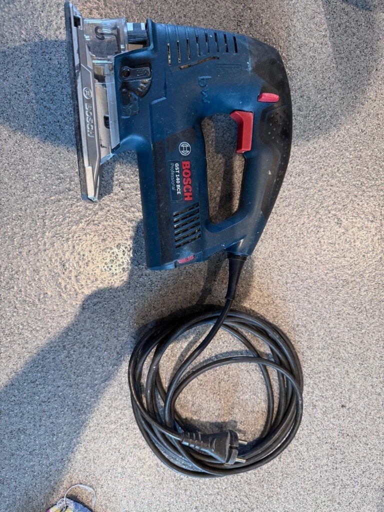 Bosch GST 140 BCE Professional Decoupeerzaag, Ophalen, 600 tot 1200 watt, Zo goed als nieuw, Bosch