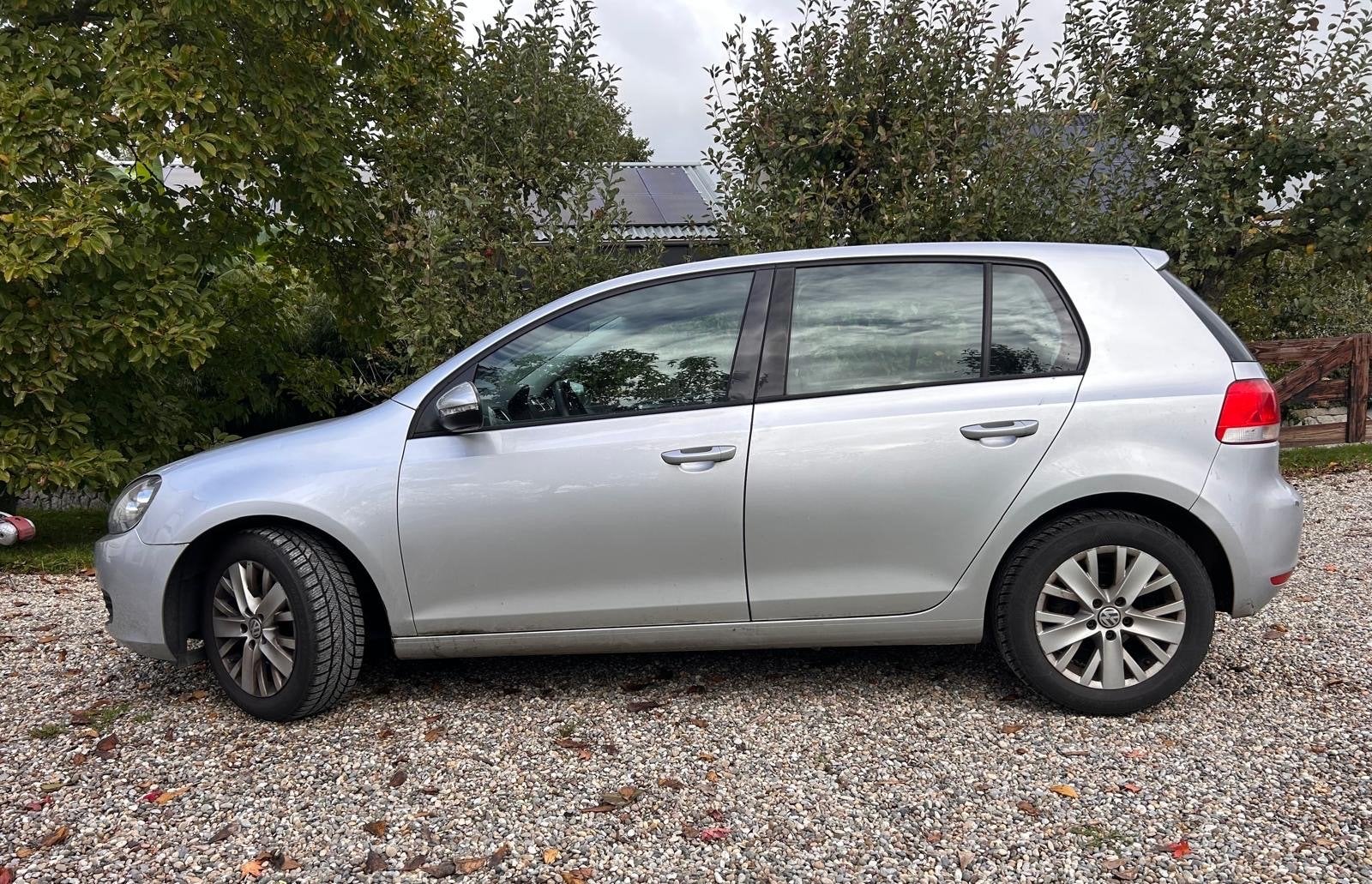 Volkswagen Golf 1.4 16V 59KW 5D 2010 Grijs, Voorwielaandrijving, 4 cilinders, Handgeschakeld, 1390 cc