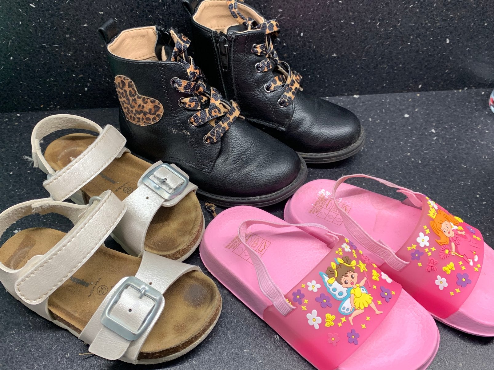 Schoenen maat 24 vrijwel nooit gedragen, Ophalen of Verzenden, Zo goed als nieuw, Meisje, Schoenen