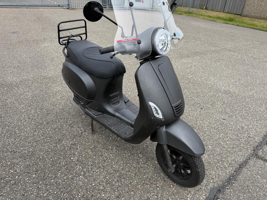 Santini E-Capri - Elektrische scooter uit 2022, Ophalen of Verzenden, Gebruikt, Overige merken