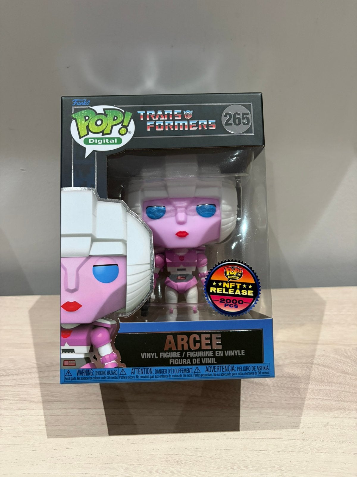 Funko Pop! Digital Transformers Arcee 265 Legendary NFT 2000, Funko Europe, Ophalen of Verzenden, Zo goed als nieuw, 4th floor, 1 Queen Caroline St, London W6 9YN, Verenigd Koninkrijk