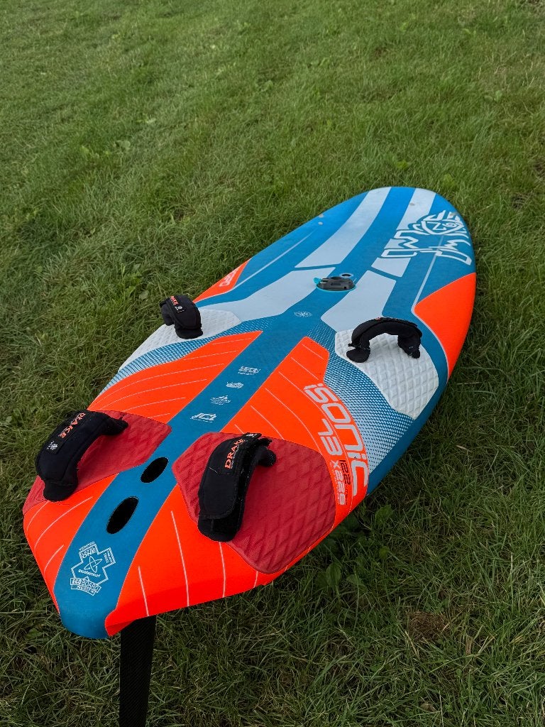 Windsurf board, Starboard, Isonic 73, 124 liter, Watersport en Boten, Ophalen, Gebruikt, 6.5 m² tot 8 m², Starboard