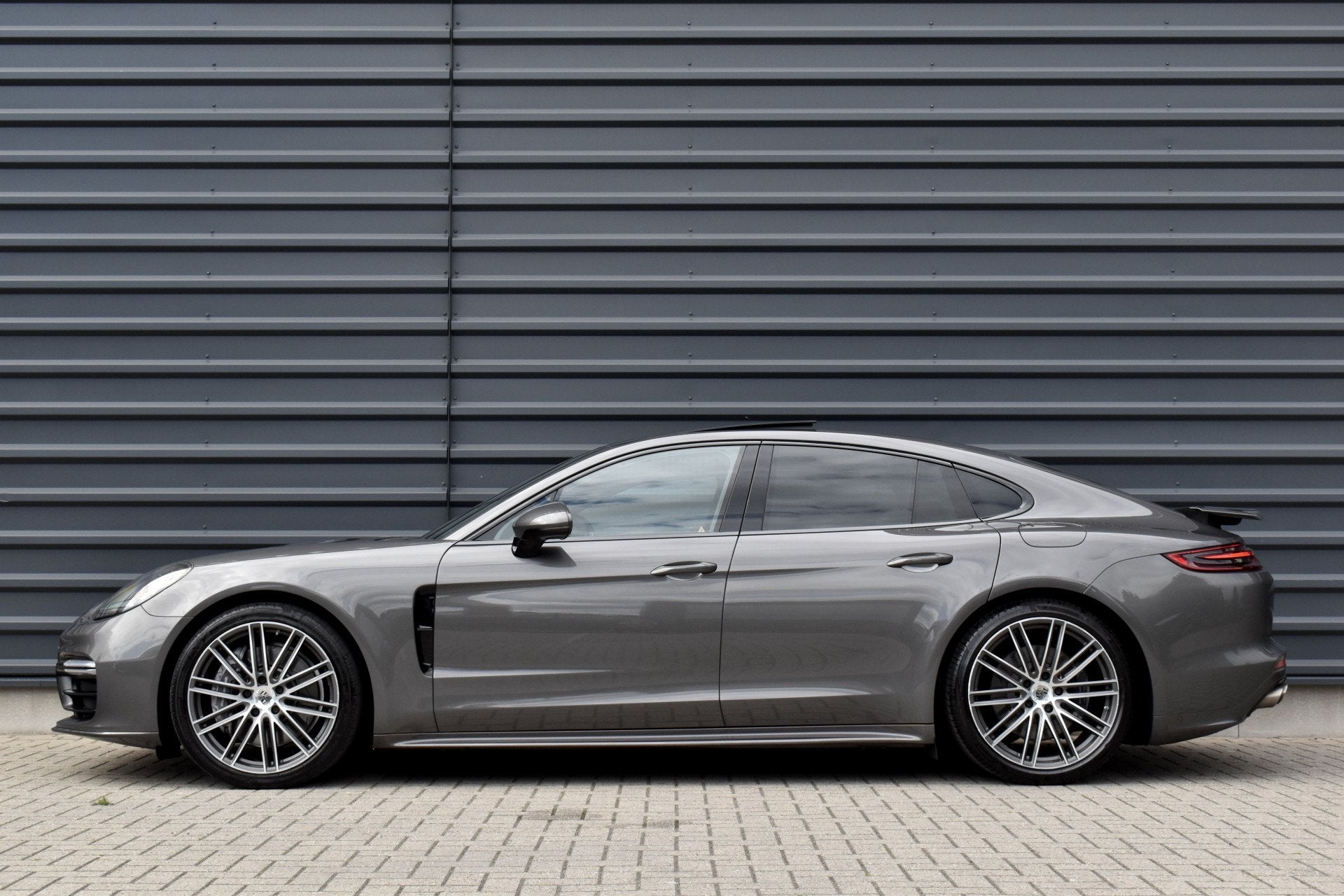 Porsche Panamera 2.9 4 E-Hybrid 462pk SportDesign | Pano | 2, Auto's, Porsche, Automaat, 14 kWh, Gebruikt, 462 pk