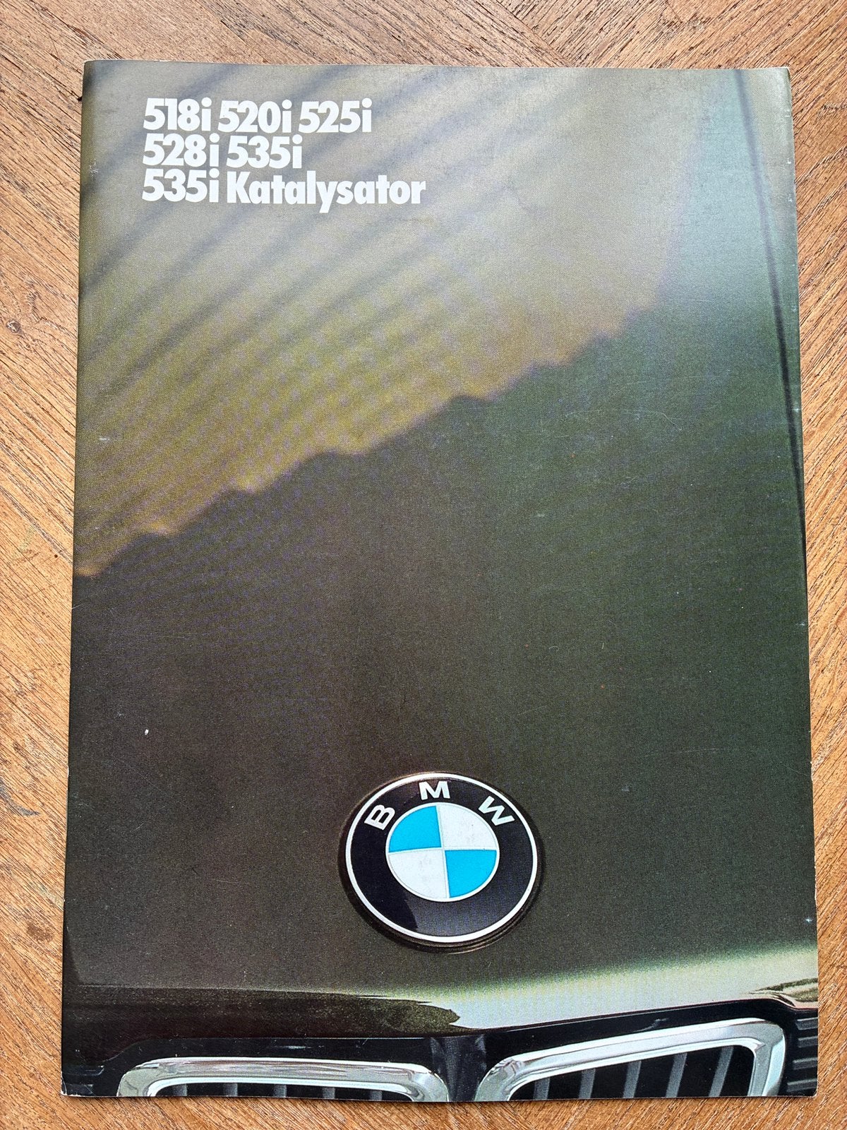 BMW 5-serie E28 brochure 1/85, Verzenden, Zo goed als nieuw, BMW