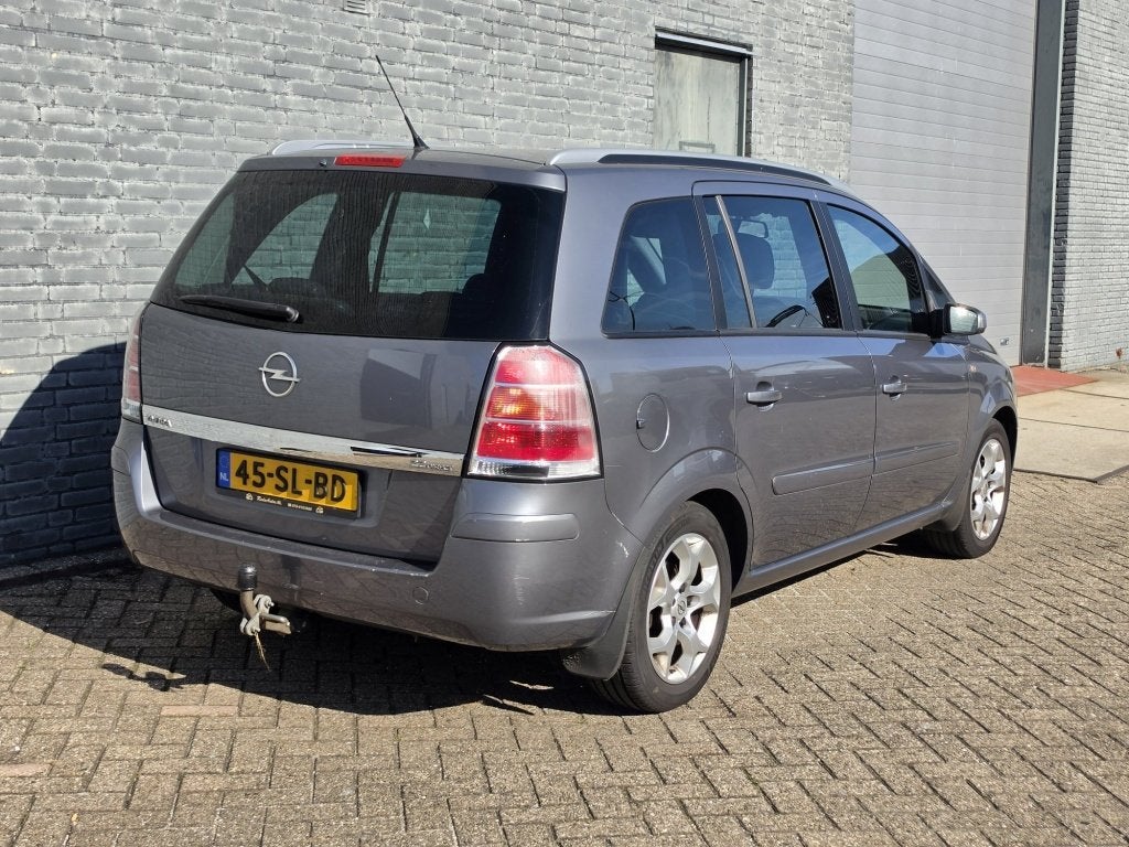 Opel Zafira 2.2 Enjoy 7-Pers Automaat Nw APK ✅, Auto's, Automaat, Verwarmde buitenspiegels, Gebruikt, 4 cilinders
