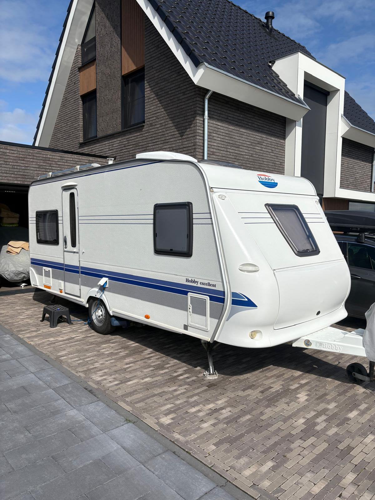 Hobby 495 UFE - Mover - Airco - Voortent, Caravans en Kamperen, Rondzit, Hobby, Particulier, Schokbreker