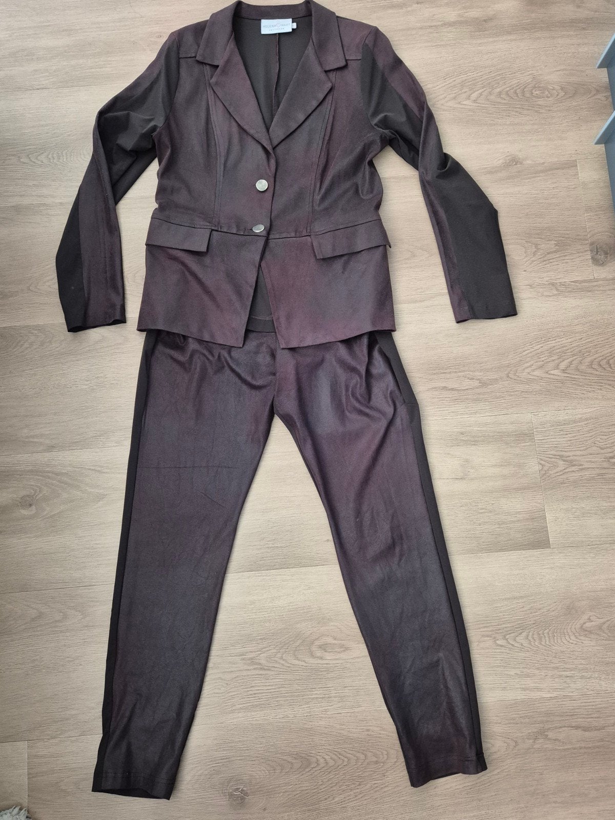 Helena Hart bruin suede/travel pak, maat L, Kostuum of Pak, Bruin, Maat 42/44 (L), Zo goed als nieuw