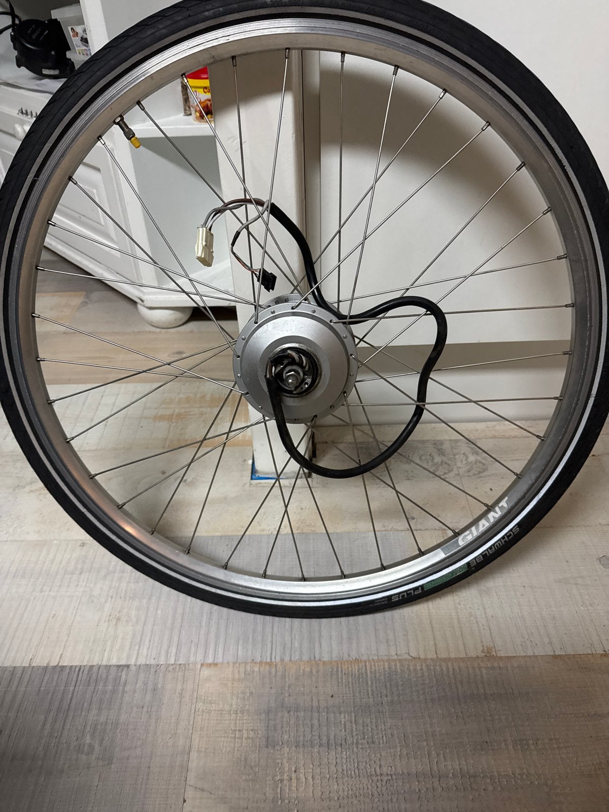 Giant  Voorwiel met Motor 26v 100% plug and play, Gebruikt, Ophalen of Verzenden, Aluminium, Elektrische fiets