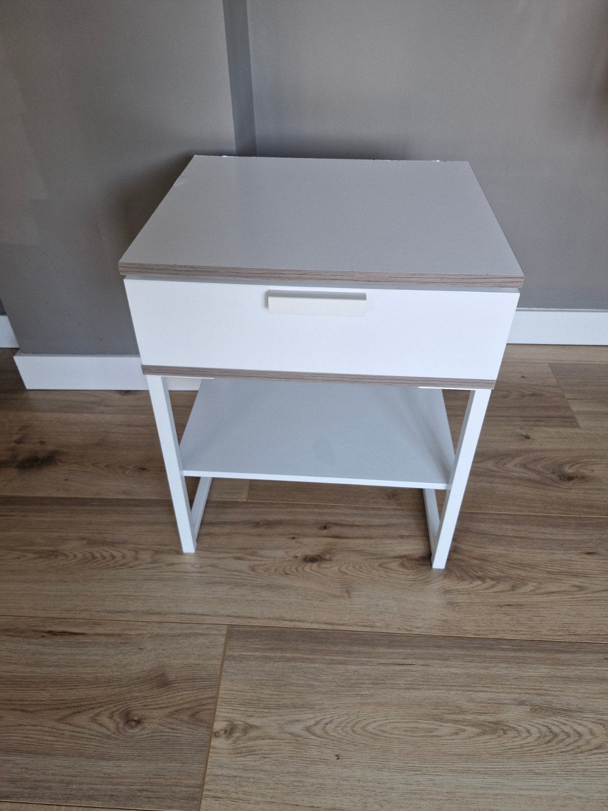 Nachtkastje met lade en plank, Ophalen, Gebruikt, 55 tot 70 cm, 45 tot 65 cm