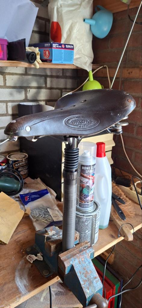 Brooks B67 leren herenzadel met verende zadelpen 30mm, Fietsen en Brommers, Fietsonderdelen, Gebruikt, Leer, Toerfiets, Ophalen of Verzenden
