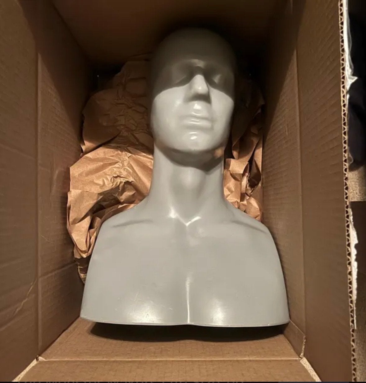 Grijze Mannequin Hoofd Buste - Ed head, Ophalen of Verzenden, Zo goed als nieuw