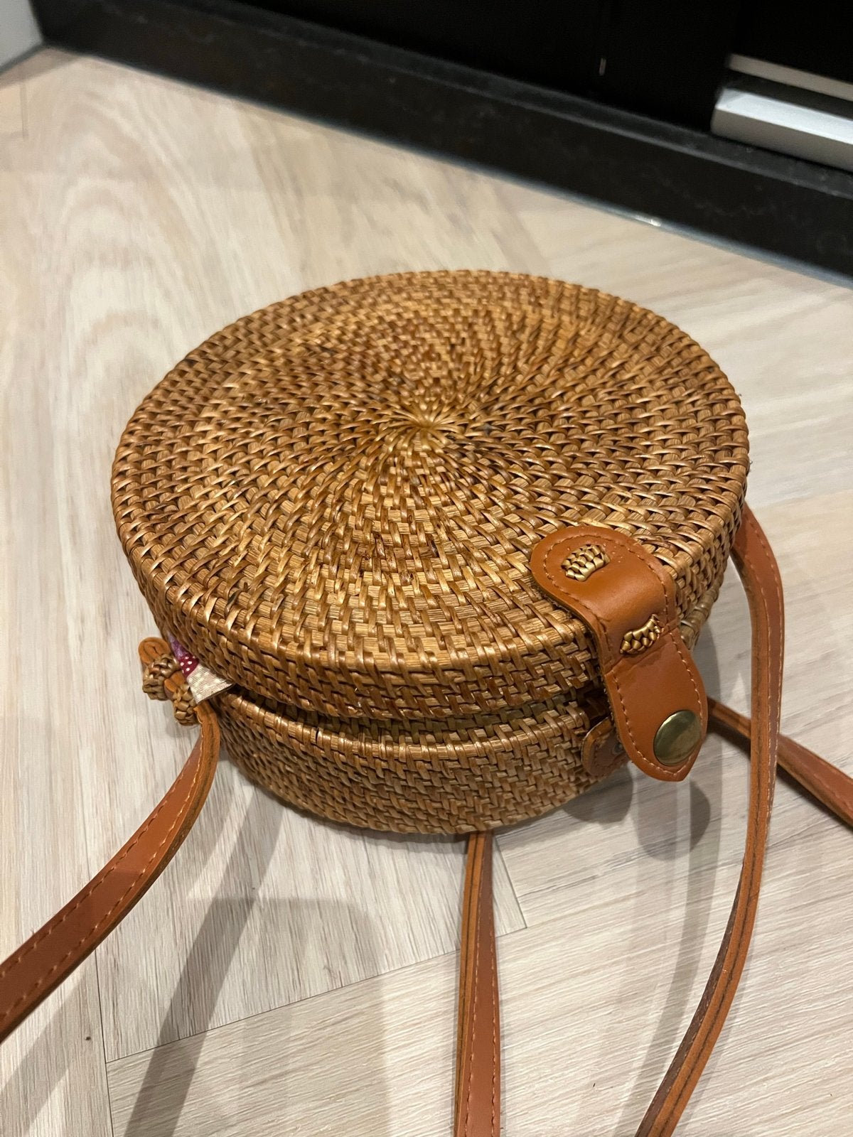 Rotan Schoudertas Perfect voor Festivals, Sieraden, Tassen en Uiterlijk, Tassen | Damestassen, Nieuw, Schoudertasje, Bruin, Ophalen of Verzenden