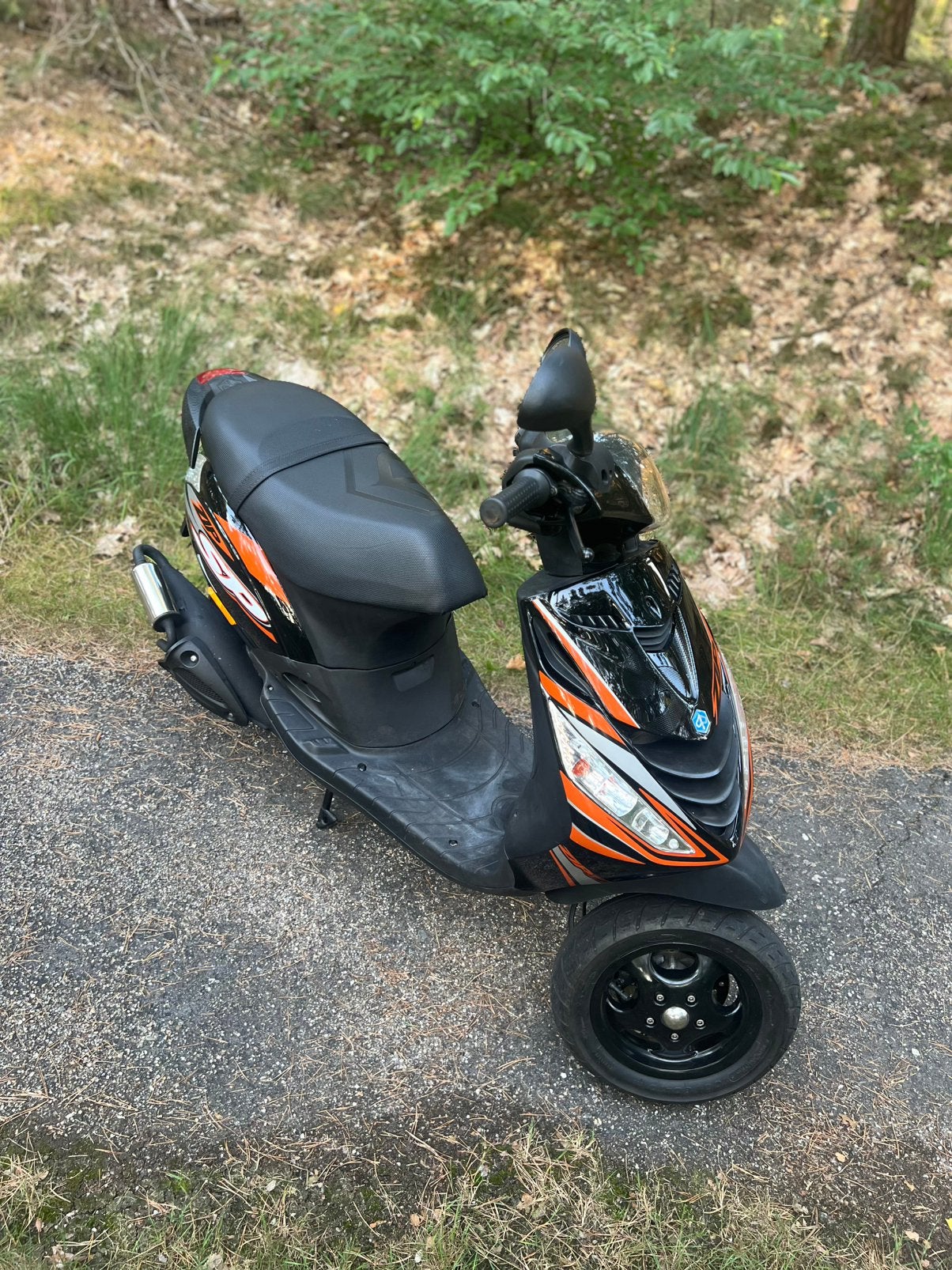 Zip sp h2o, Fietsen en Brommers, Scooters | Piaggio, Ophalen of Verzenden, Zo goed als nieuw, Tweetakt, Zip