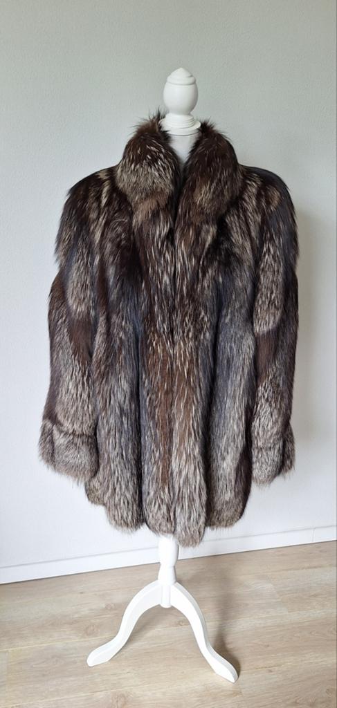 Bontjas zilvervos maat XL, Kleding | Dames, Jassen | Winter, Ophalen of Verzenden, Zo goed als nieuw, Maat 46/48 (XL) of groter