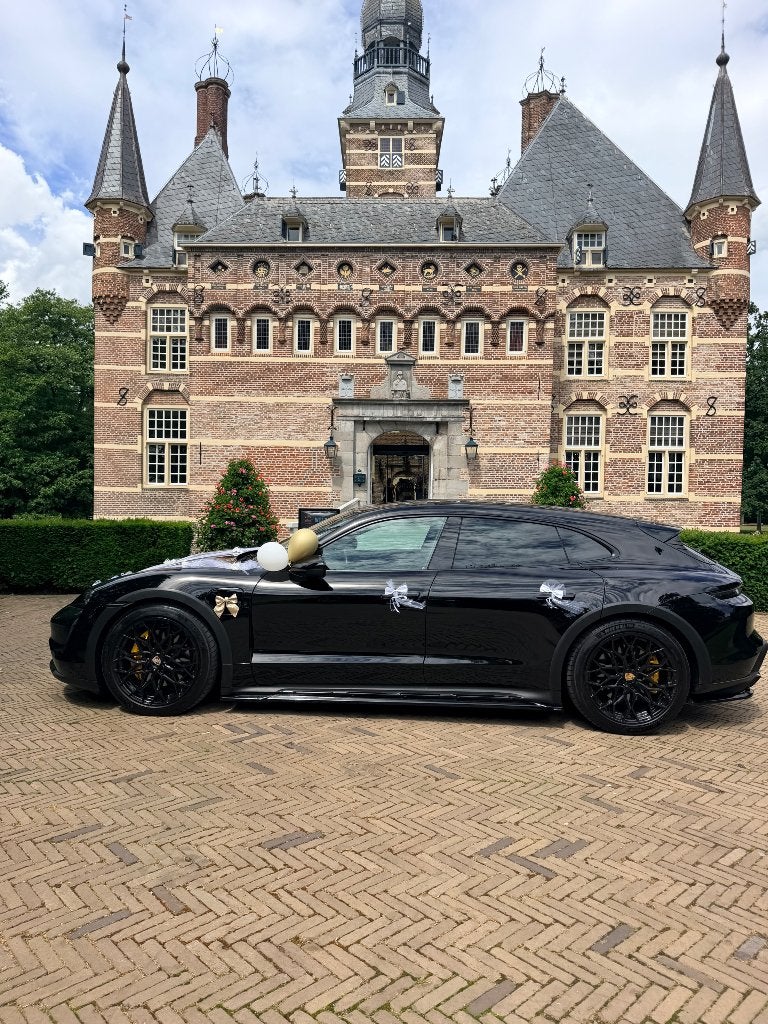 Trouwauto Attentie Bruidspaar, Trouwauto