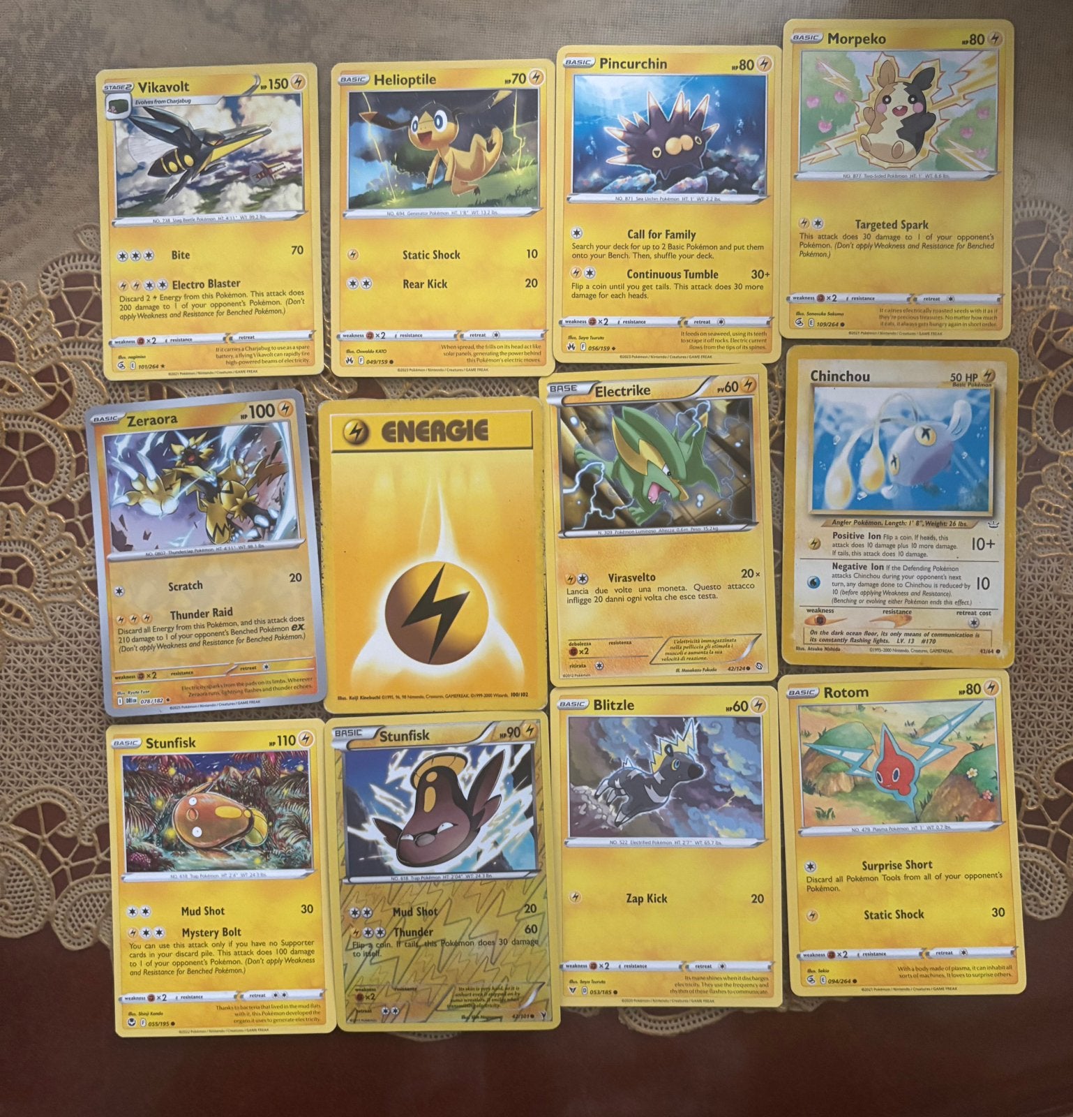 Elektrische pokemon set, Ophalen of Verzenden, Zo goed als nieuw
