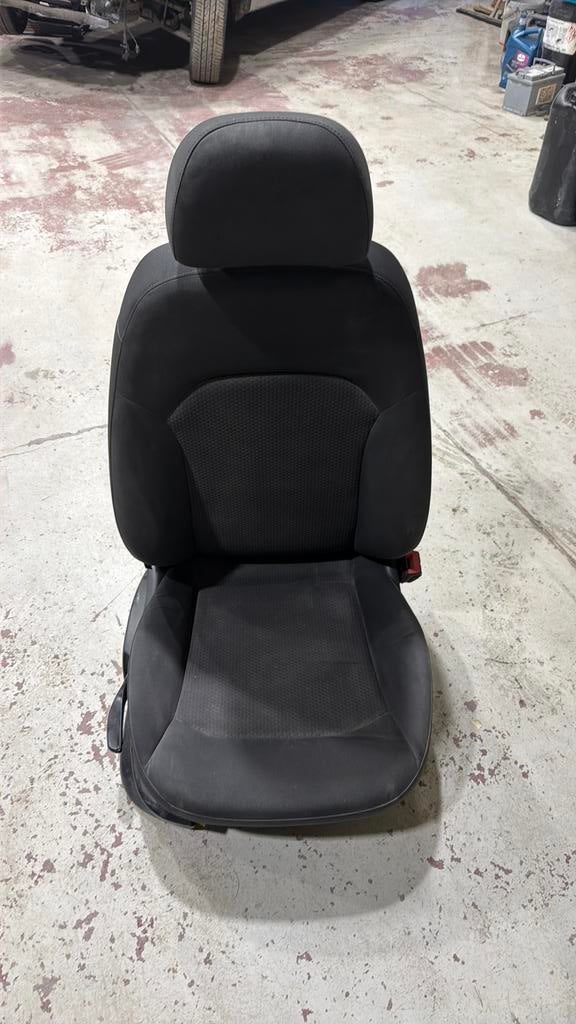 Rechtsvooor stoel/interieur Audi A1, Ophalen of Verzenden
