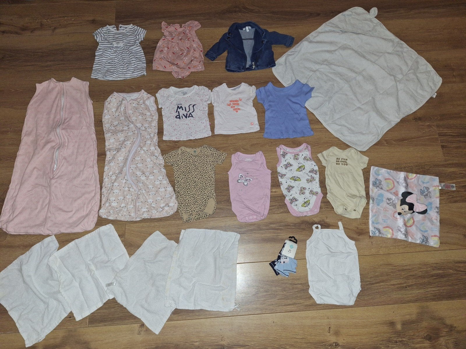 Baby meisjes kleding pakket zomer
Maat 50/56
20delig, Ophalen of Verzenden, Zo goed als nieuw, Maat 50