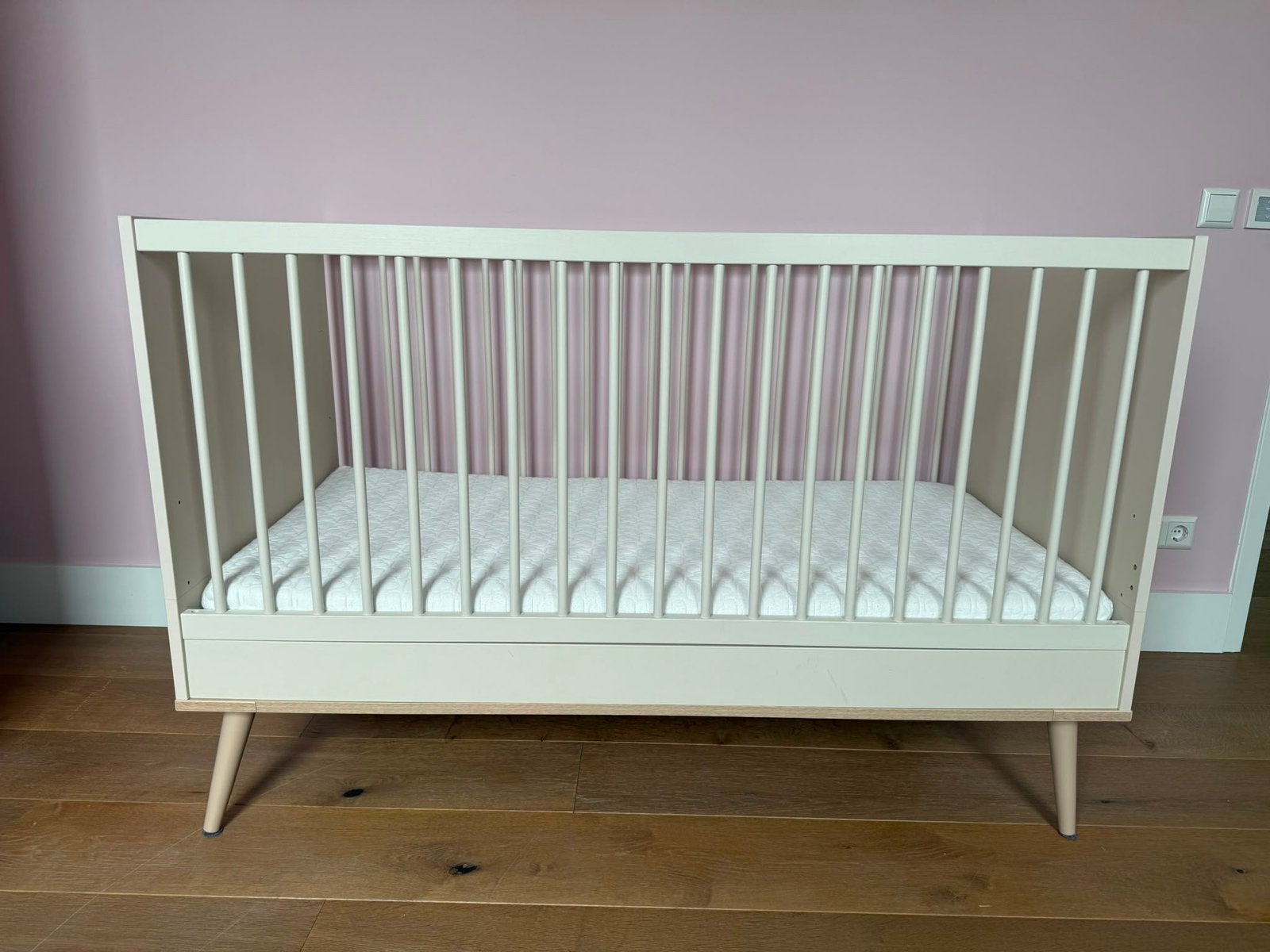 Quax Flow Meegroei Bed 140x70 cm + Essentiel matras, Ophalen, 70 tot 85 cm, 140 tot 160 cm, Zo goed als nieuw