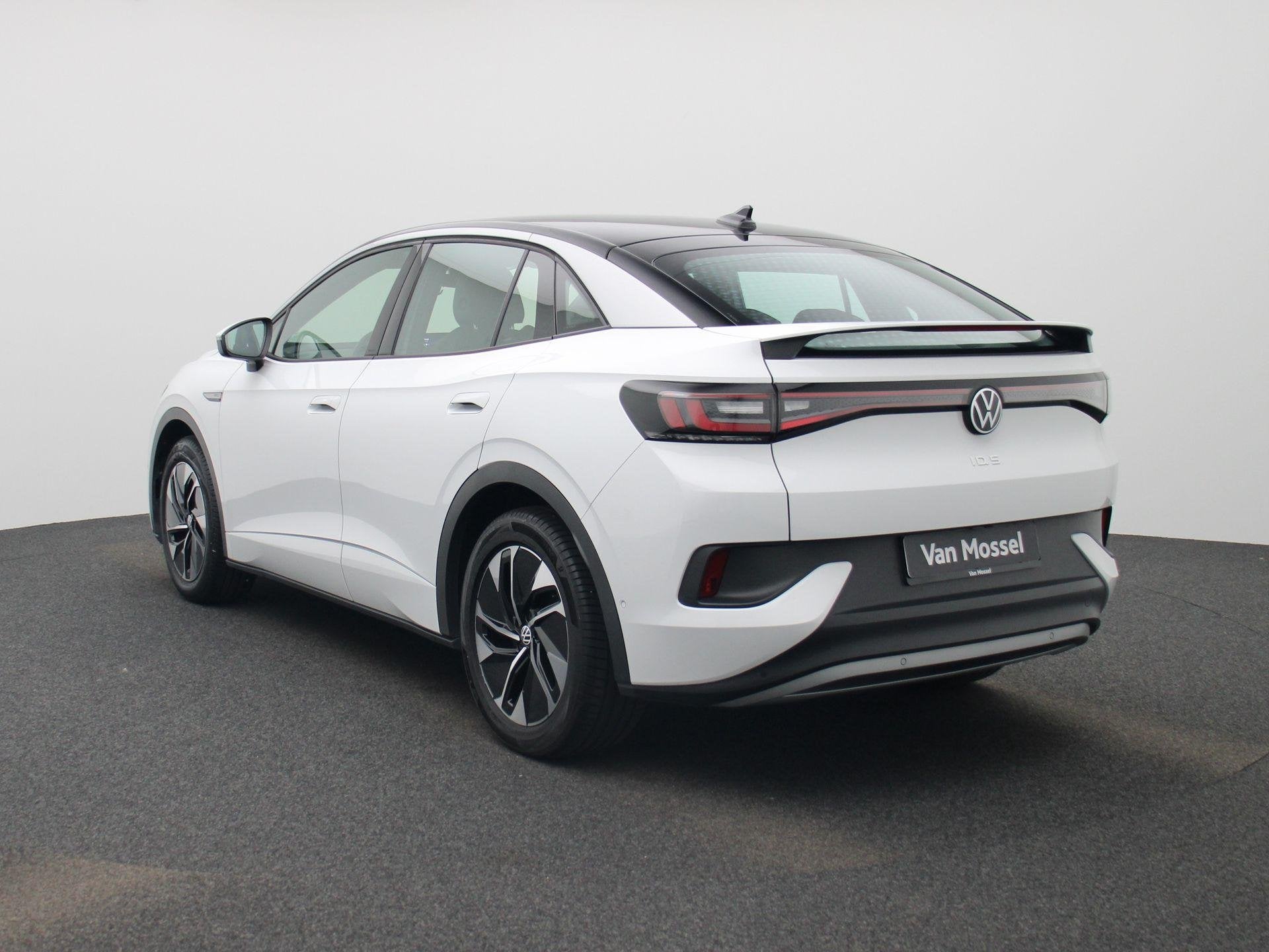 Volkswagen ID.5 Pro 77 kWh 174 PK| Dealeronderhouden | Navig, Auto's, 12 maanden, Achterwielaandrijving, Zwart, Automatische klimaatregeling