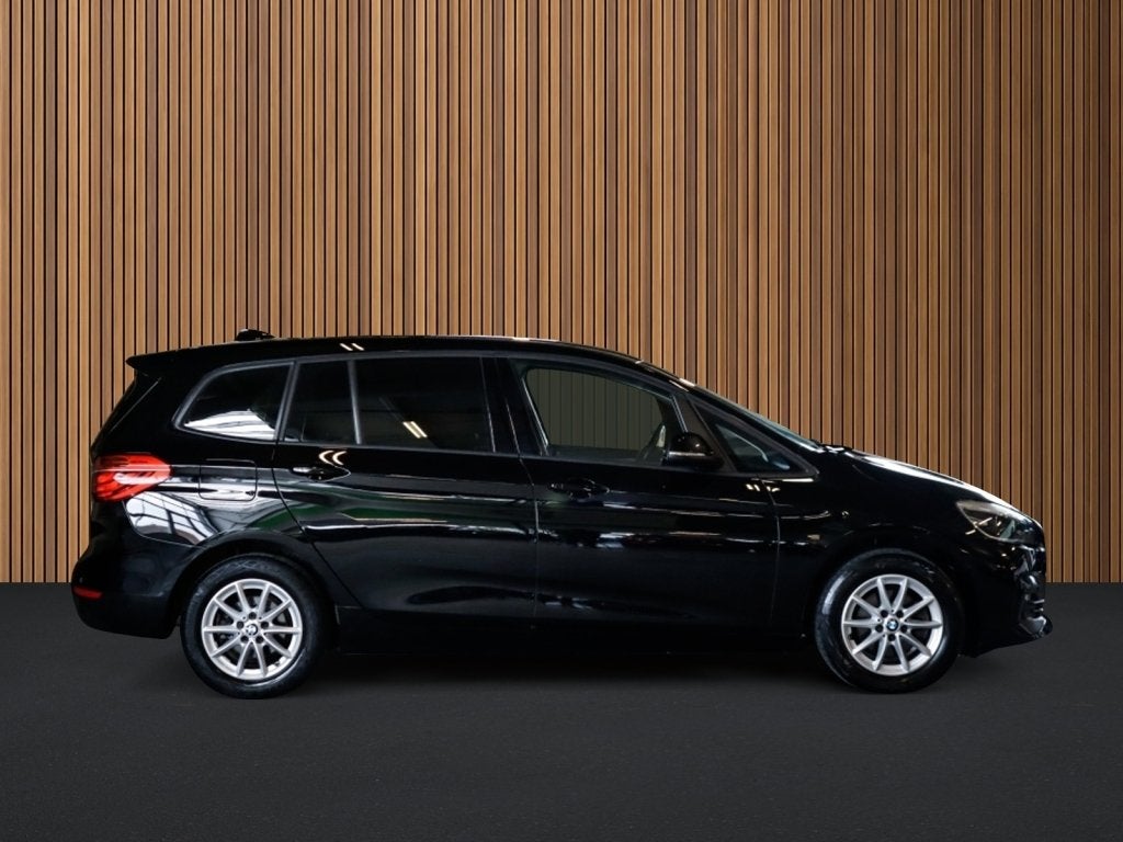 BMW 2 Serie Gran Tourer 216i 7p. Business Edition Plus 1e-Ei, Auto's, Keurmerk '100% Onderhouden', 12 maanden, Gebruikt, 7 stoelen