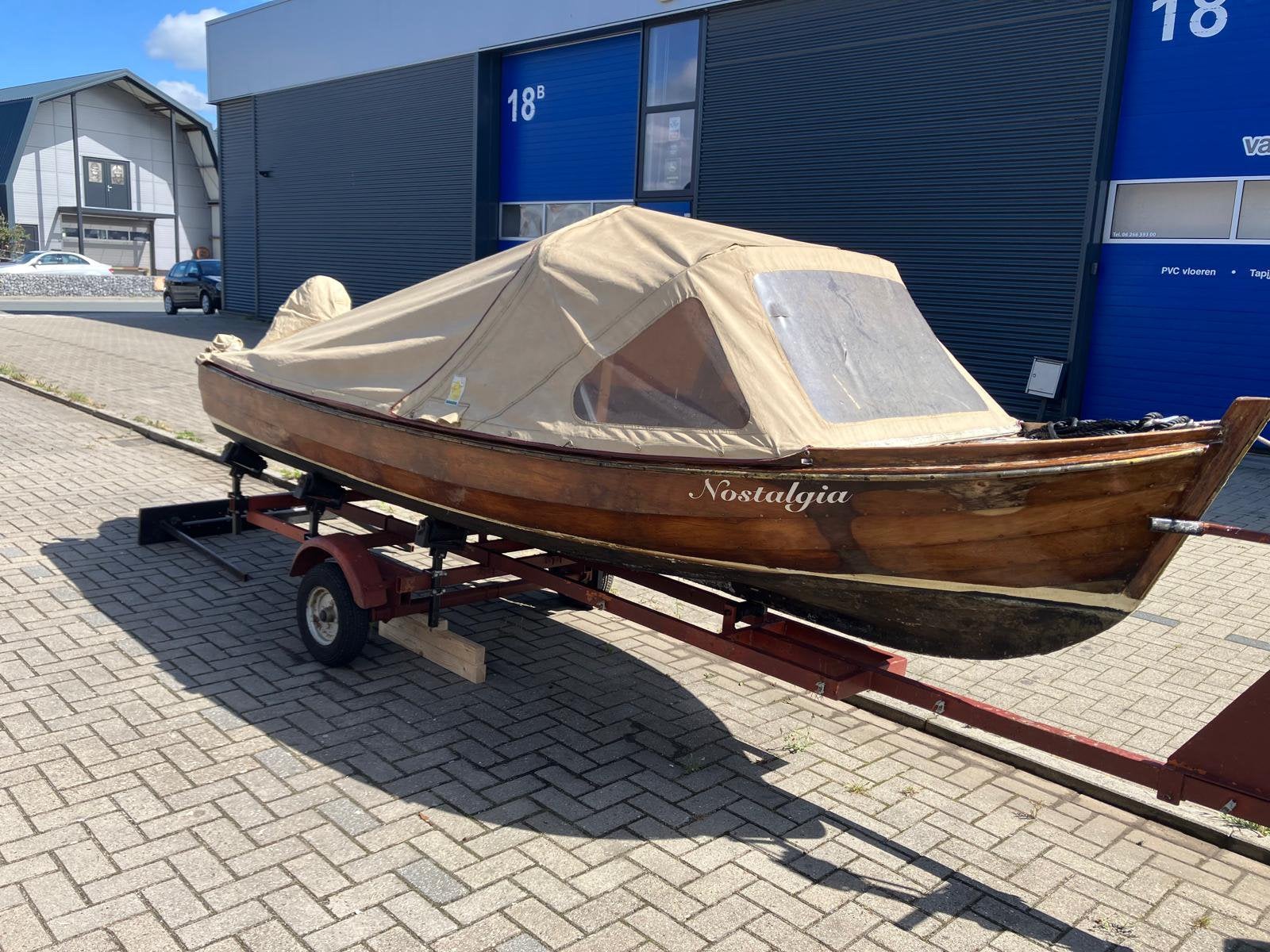 Mooie klassieke houten boot met motor en toebehoren, Watersport en Boten, Sloepen, Ophalen, Gebruikt, 4 m, 5 pk
