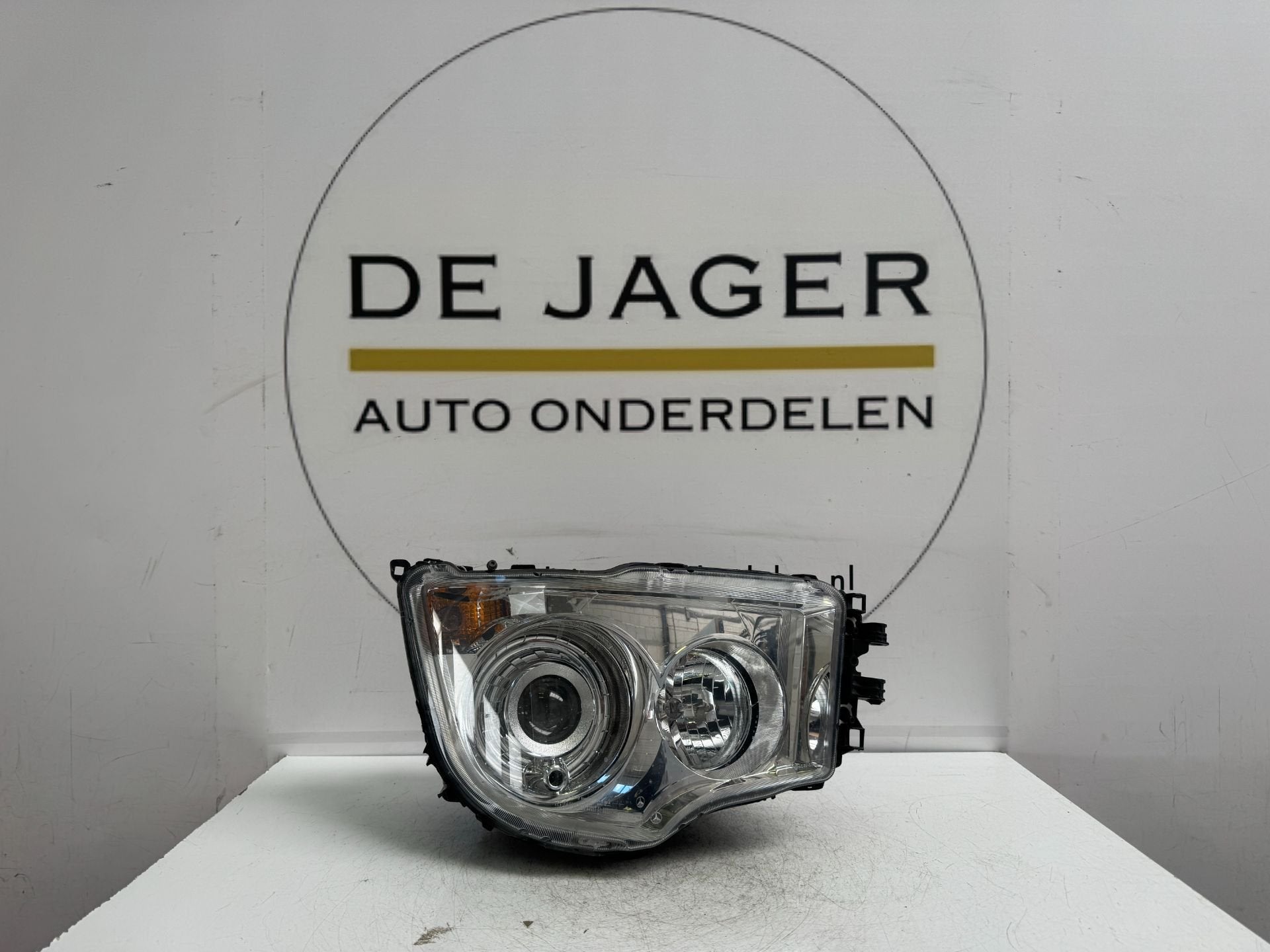 COMPLEET MERCEDES ACTROS XENON KOPLAMP RECHTS A9618207761, Gebruikt, Mercedes-Benz AG, Mercedes-Benz, Ophalen of Verzenden