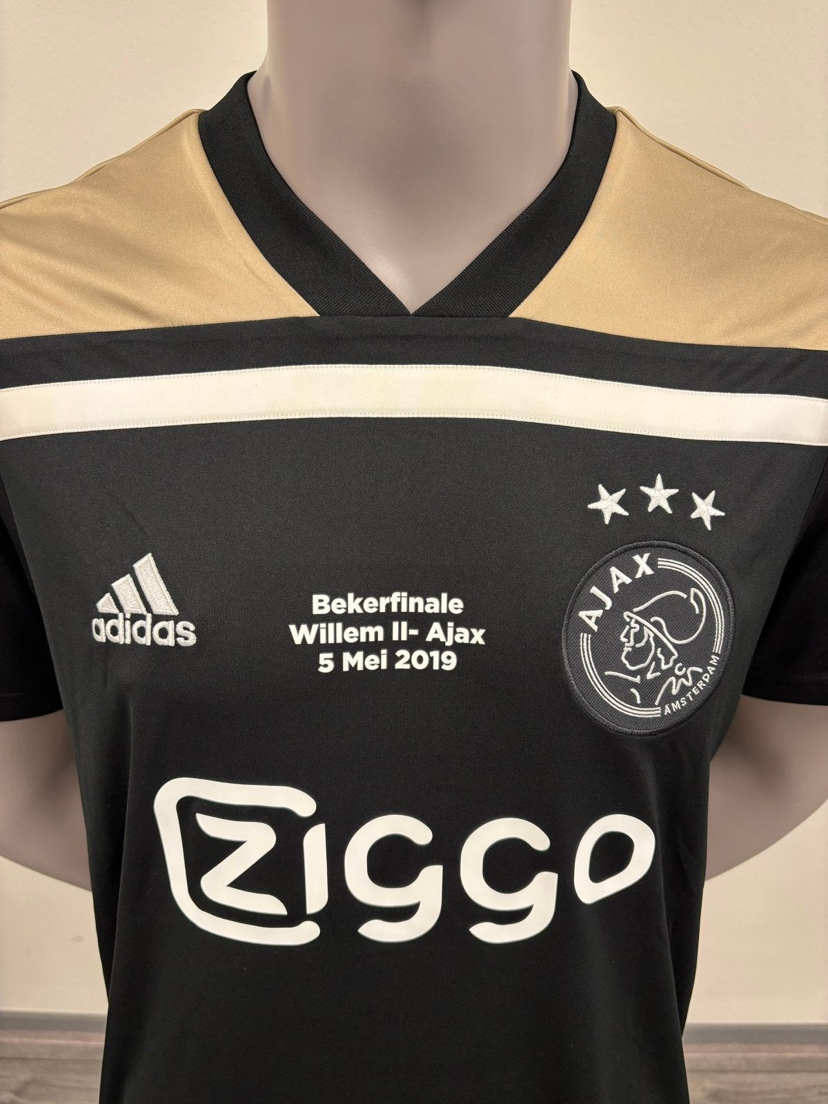 Ajax Amsterdam bekerfinale 2019 spelersshirt shirt Dolberg, Maat L, Ophalen of Verzenden, Zo goed als nieuw, Shirt