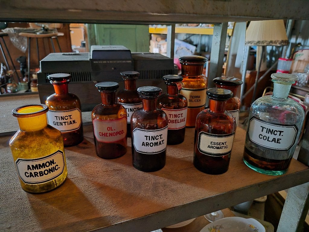 Set Antieke apothekerspotten - diverse maten en etiketten, Ophalen of Verzenden
