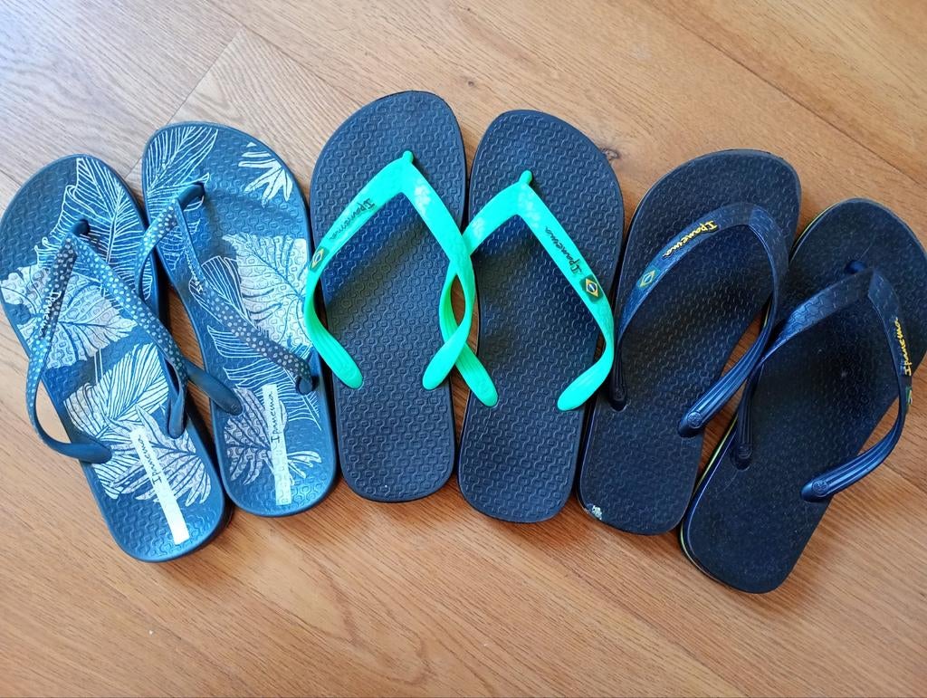 3 paar Ipanema slippers, Gebruikt, Ophalen of Verzenden, Ipanema, Overige typen