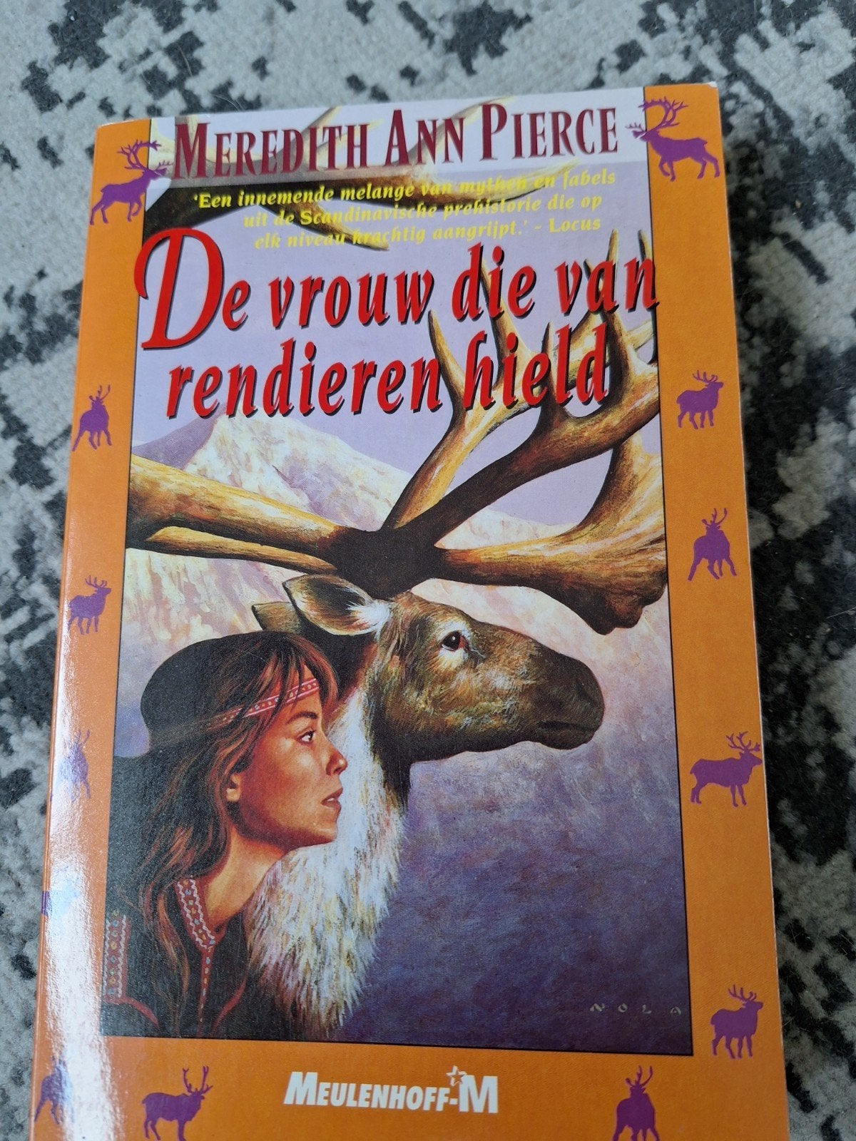 M.A. Pierce - De vrouw die van rendieren hield, Ophalen of Verzenden, Gelezen, M.A. Pierce